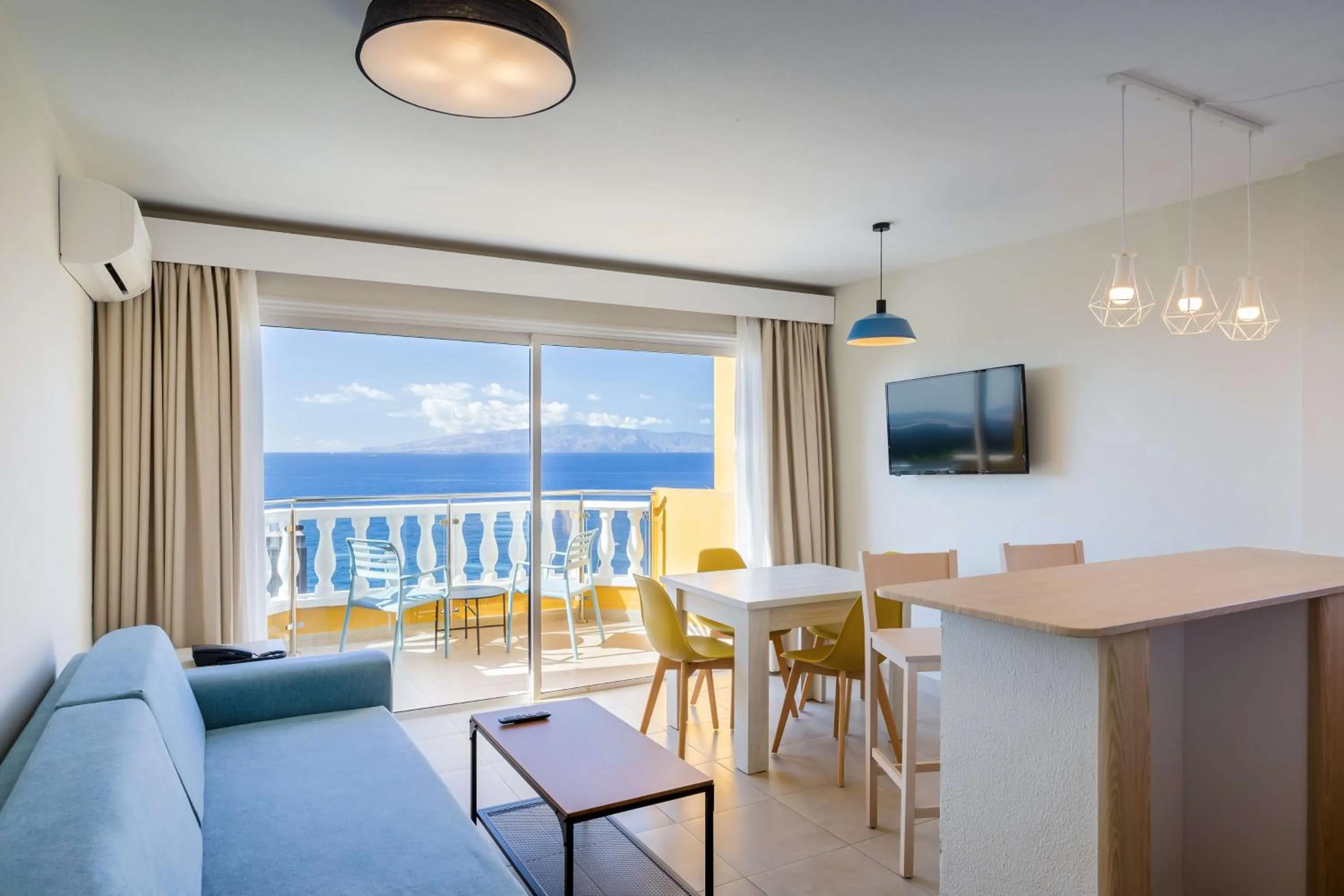 Bedroom in Allegro Isora