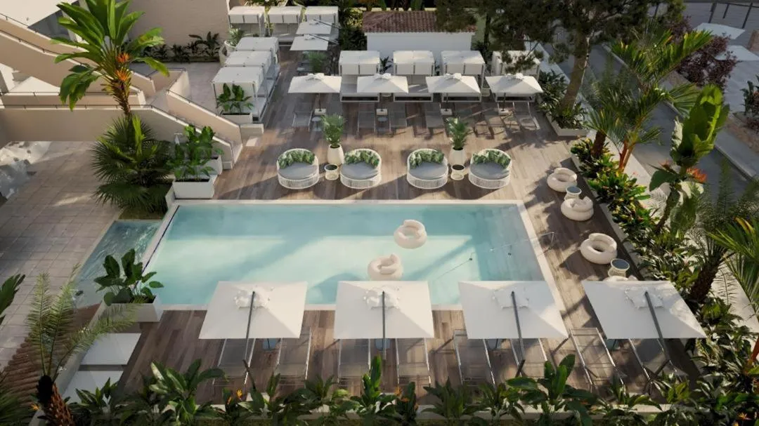 Swimming pool in Valentin Somni Hotel & Suites