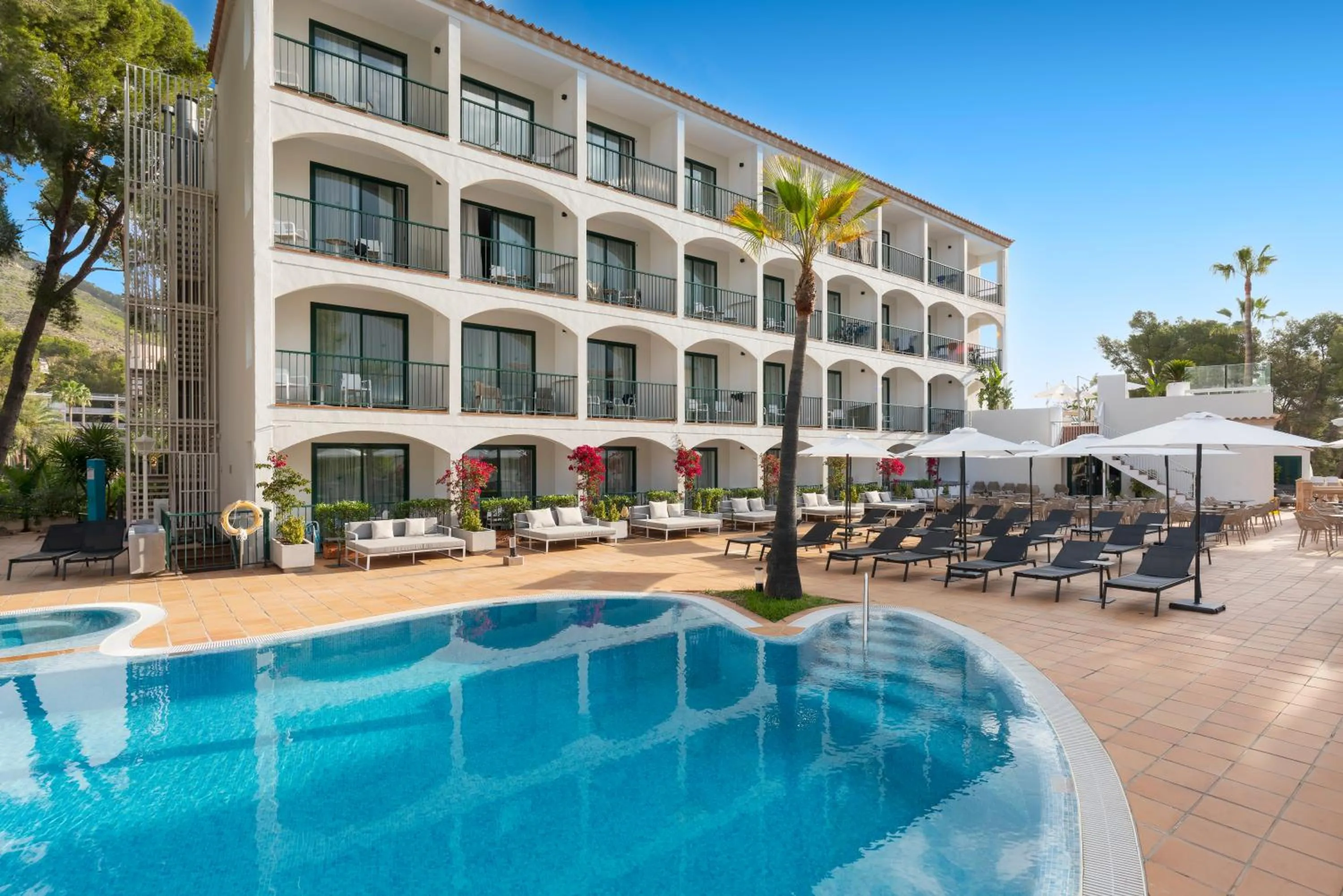Pool view in Valentin Somni Hotel & Suites