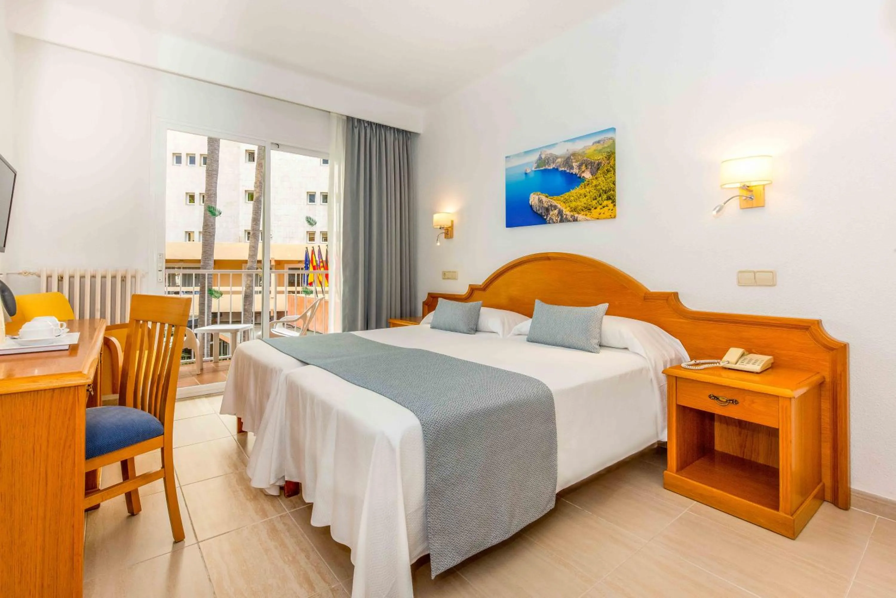 Bed in Valentin Reina Paguera - Adults Only