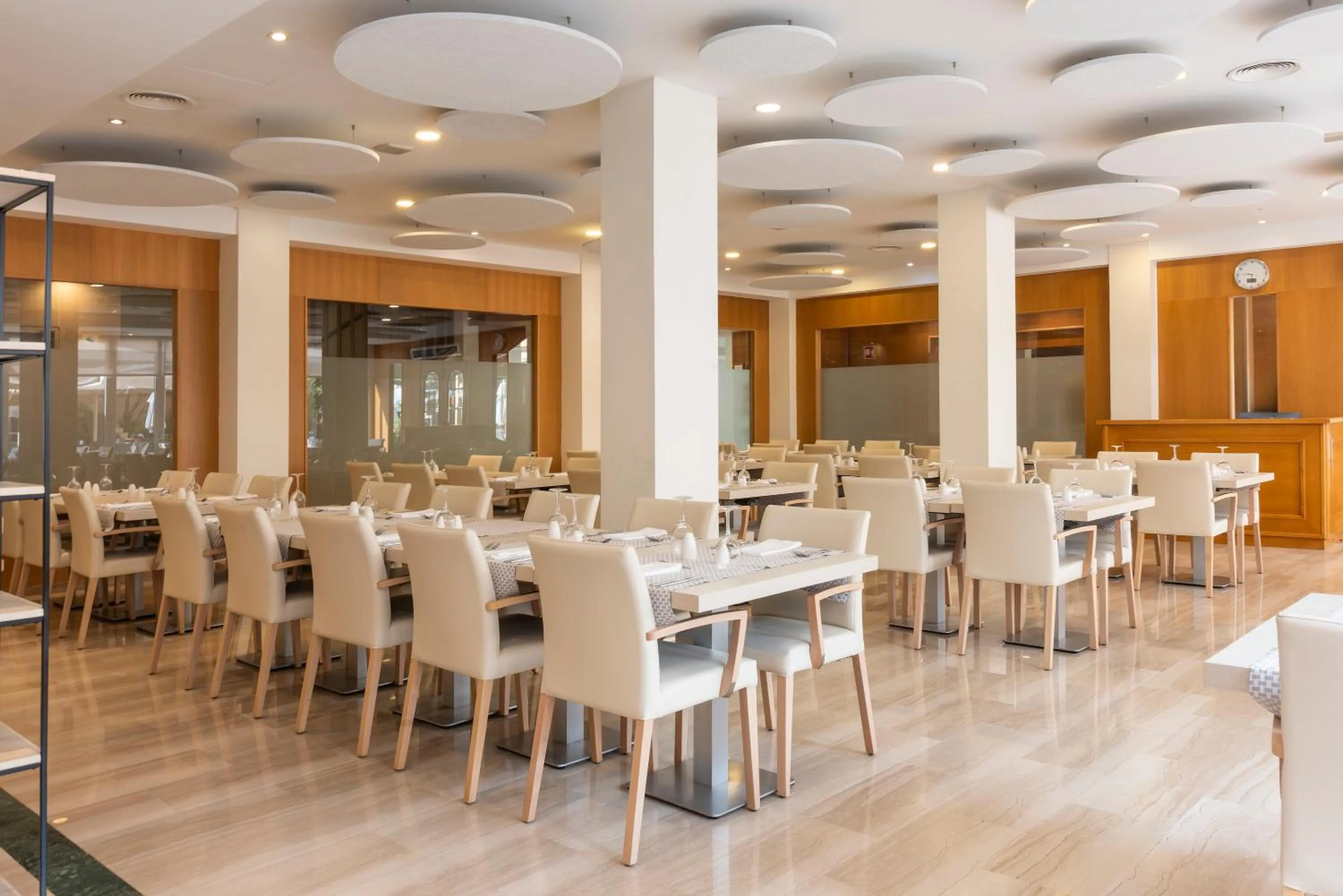 Restaurant/places to eat in Valentin Reina Paguera - Adults Only