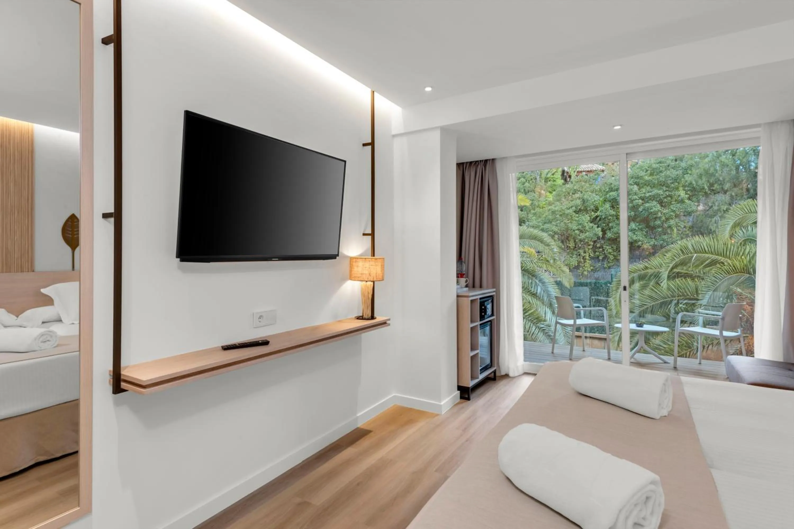 Bed in Valentin Grand Park Suite Hotel