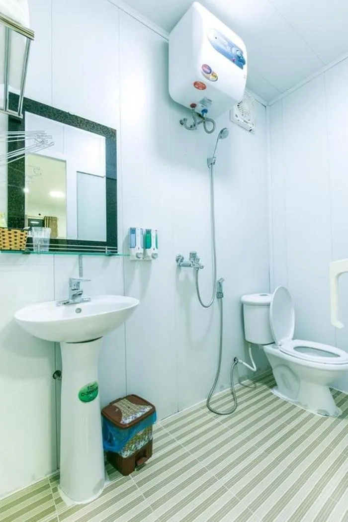 Shower in Sapa Center View Hotel