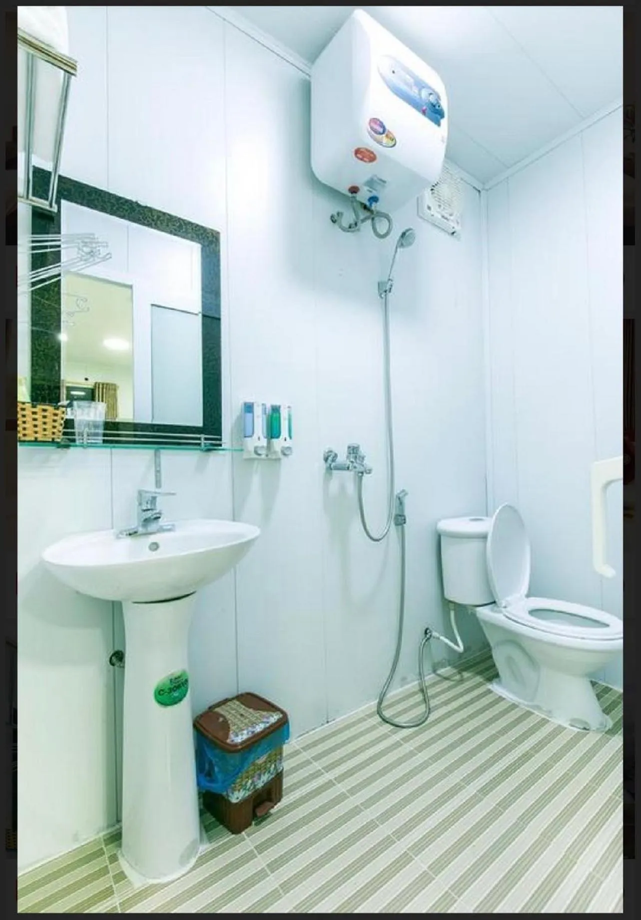 Shower in Sapa Center View Hotel