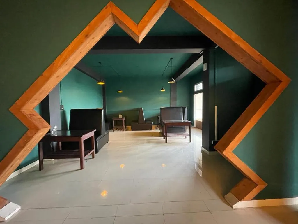 Lounge or bar in La Colline Resort