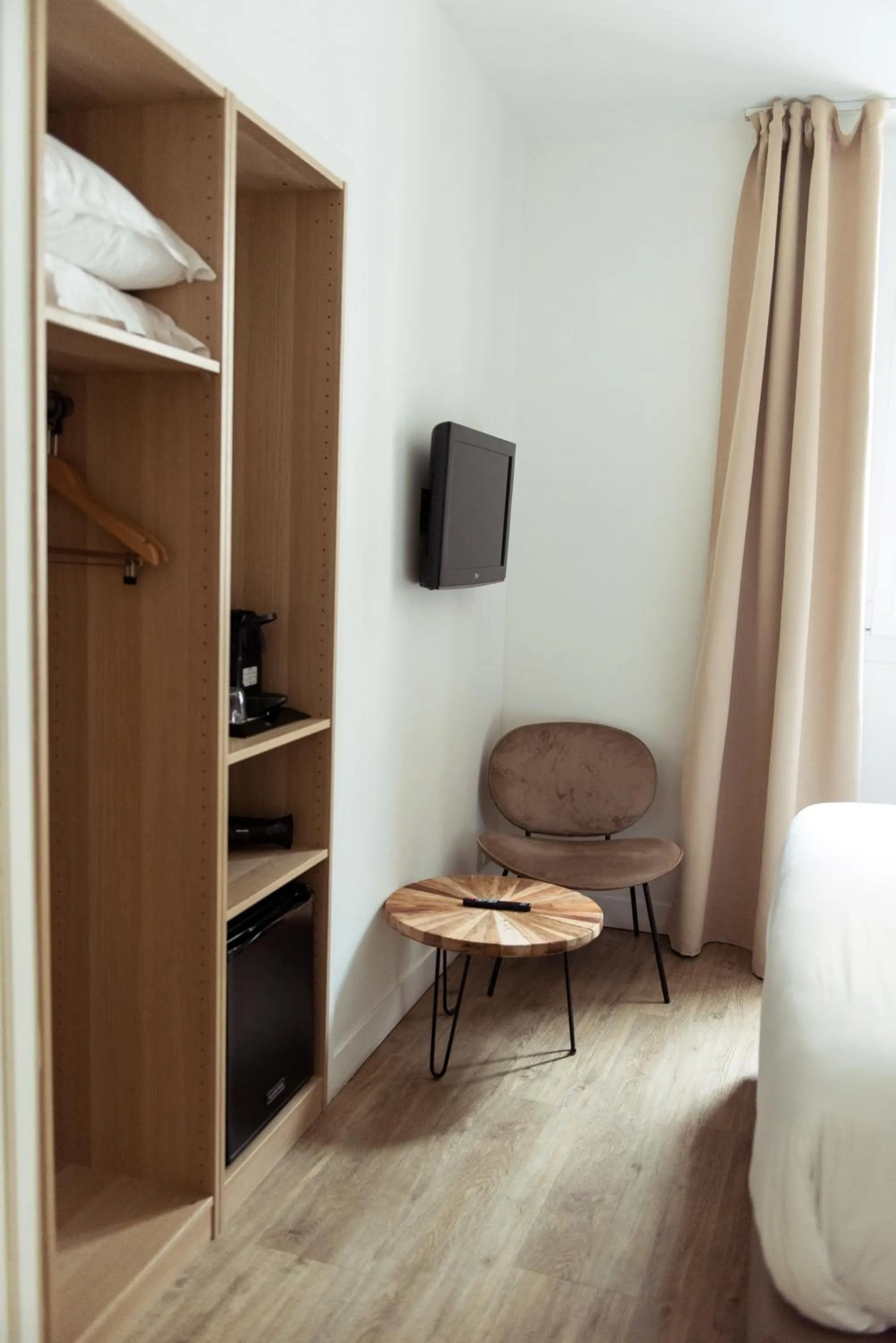 Bed in Hôtel Le M - Marseille