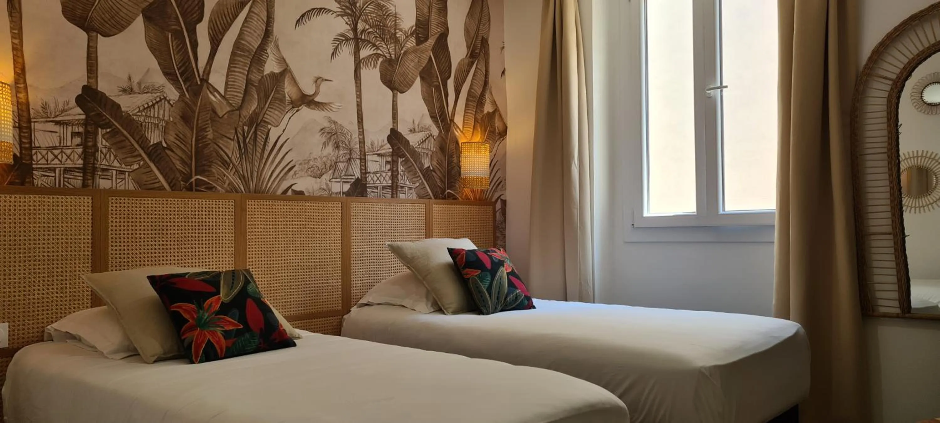 Bed in Hôtel Le M - Marseille