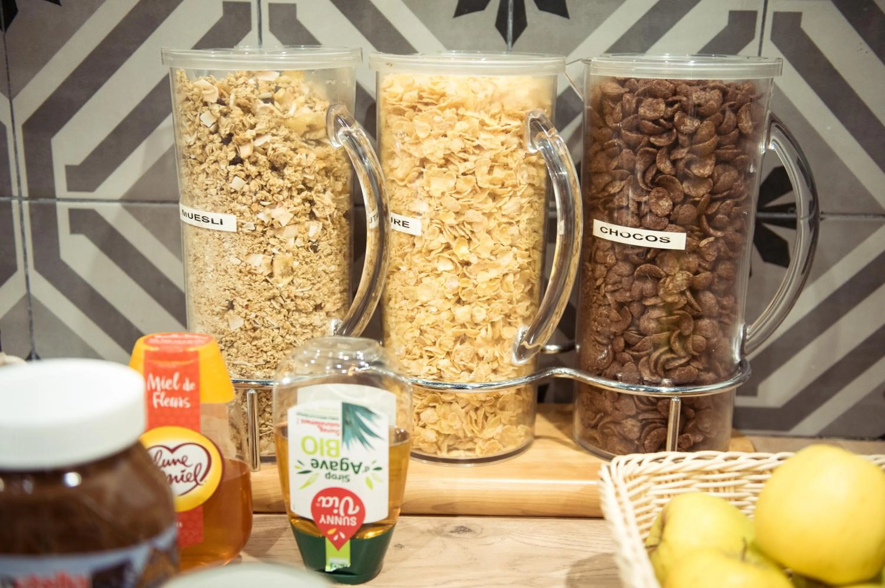 Breakfast in Hôtel Le M - Marseille