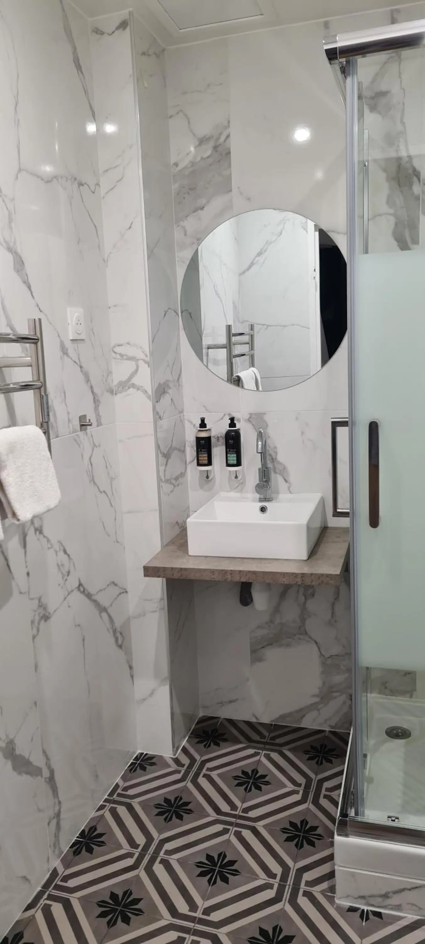 Bathroom in Hôtel Le M - Marseille