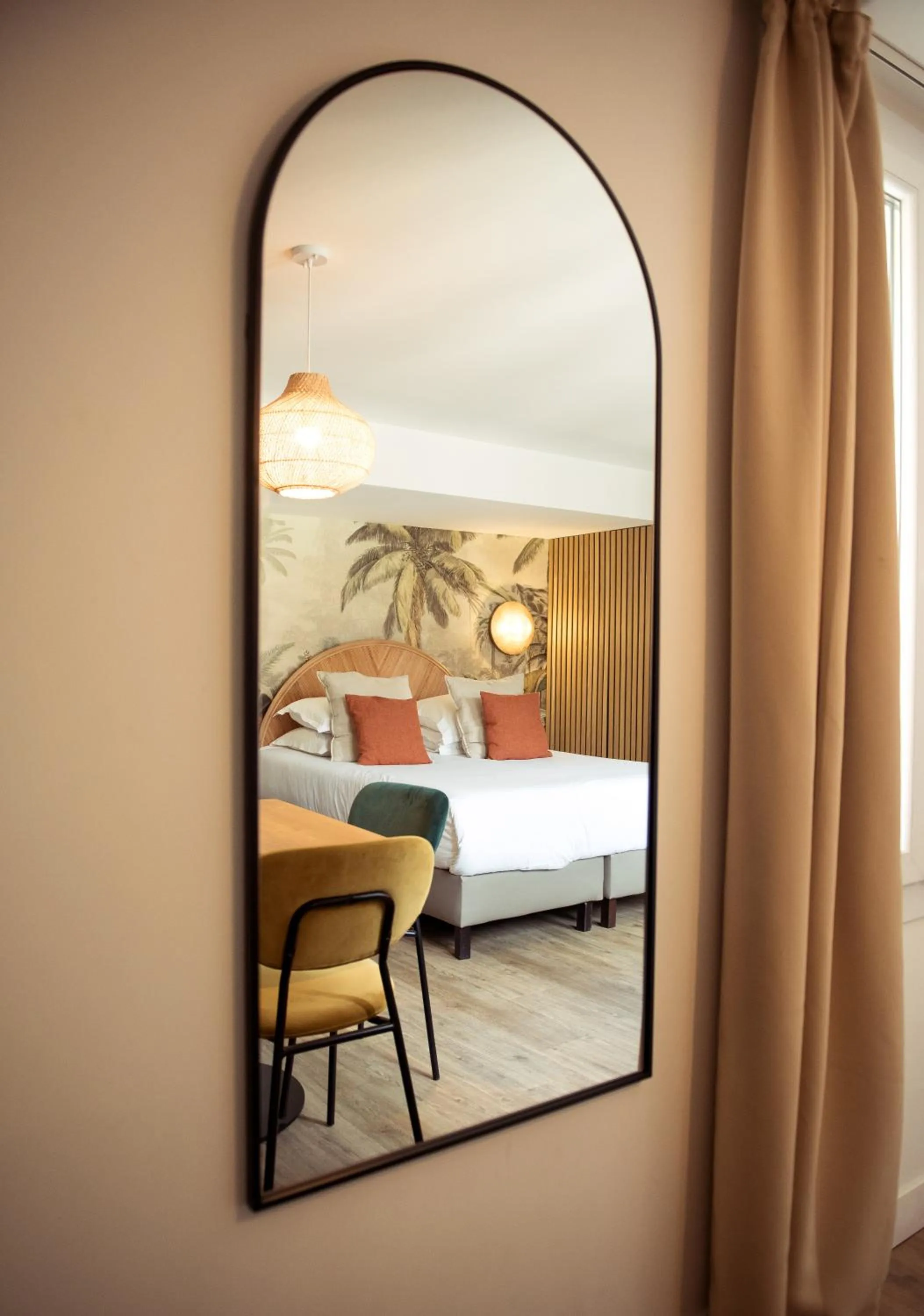 Bed in Hôtel Le M - Marseille