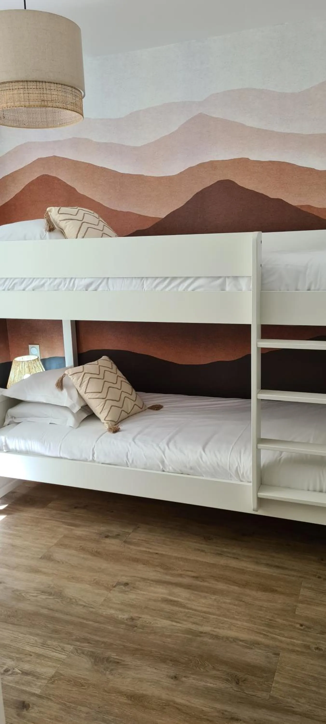 Bedroom, Bed in Hôtel Le M - Marseille