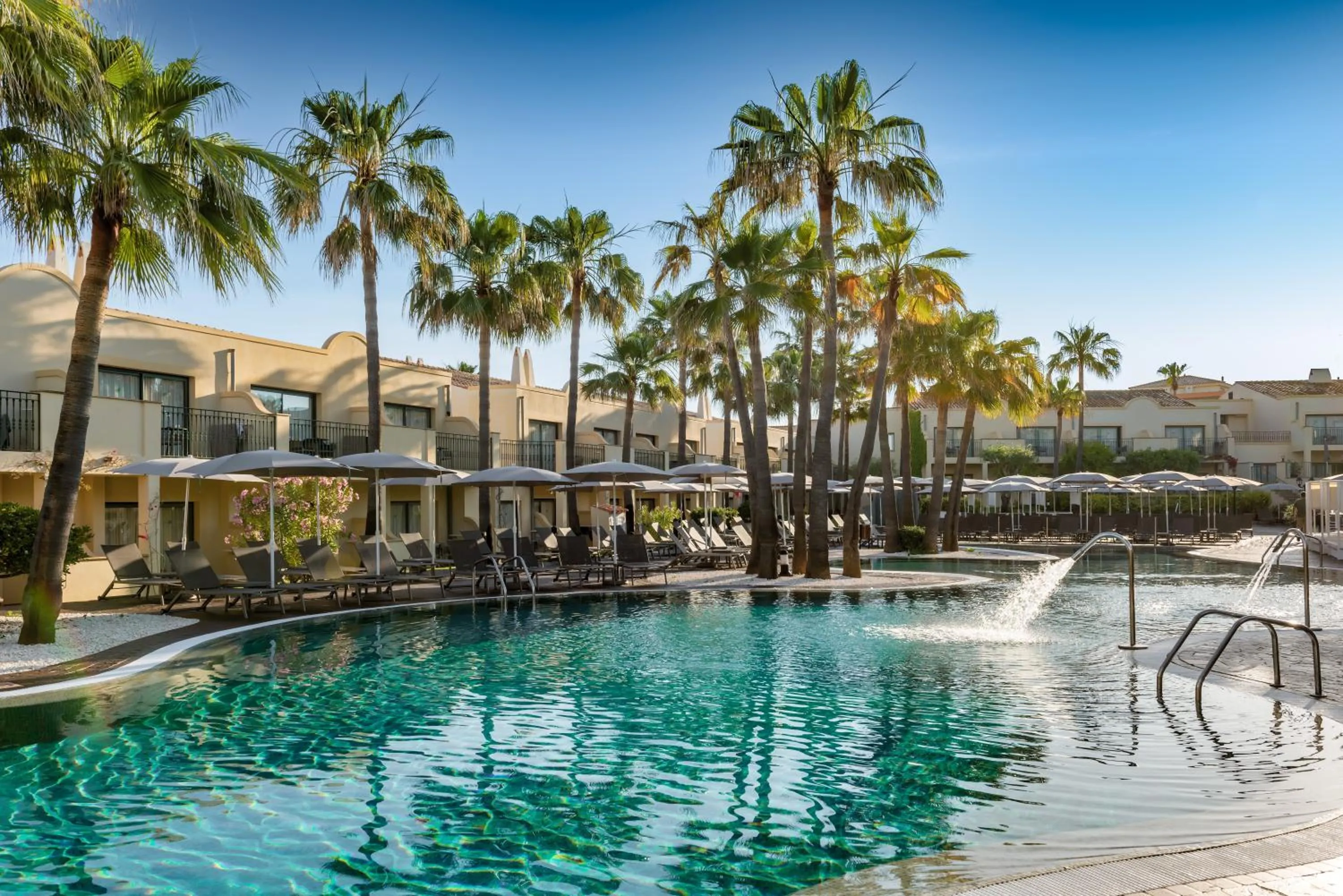 Swimming pool in Valentin Star Menorca - Adults Only