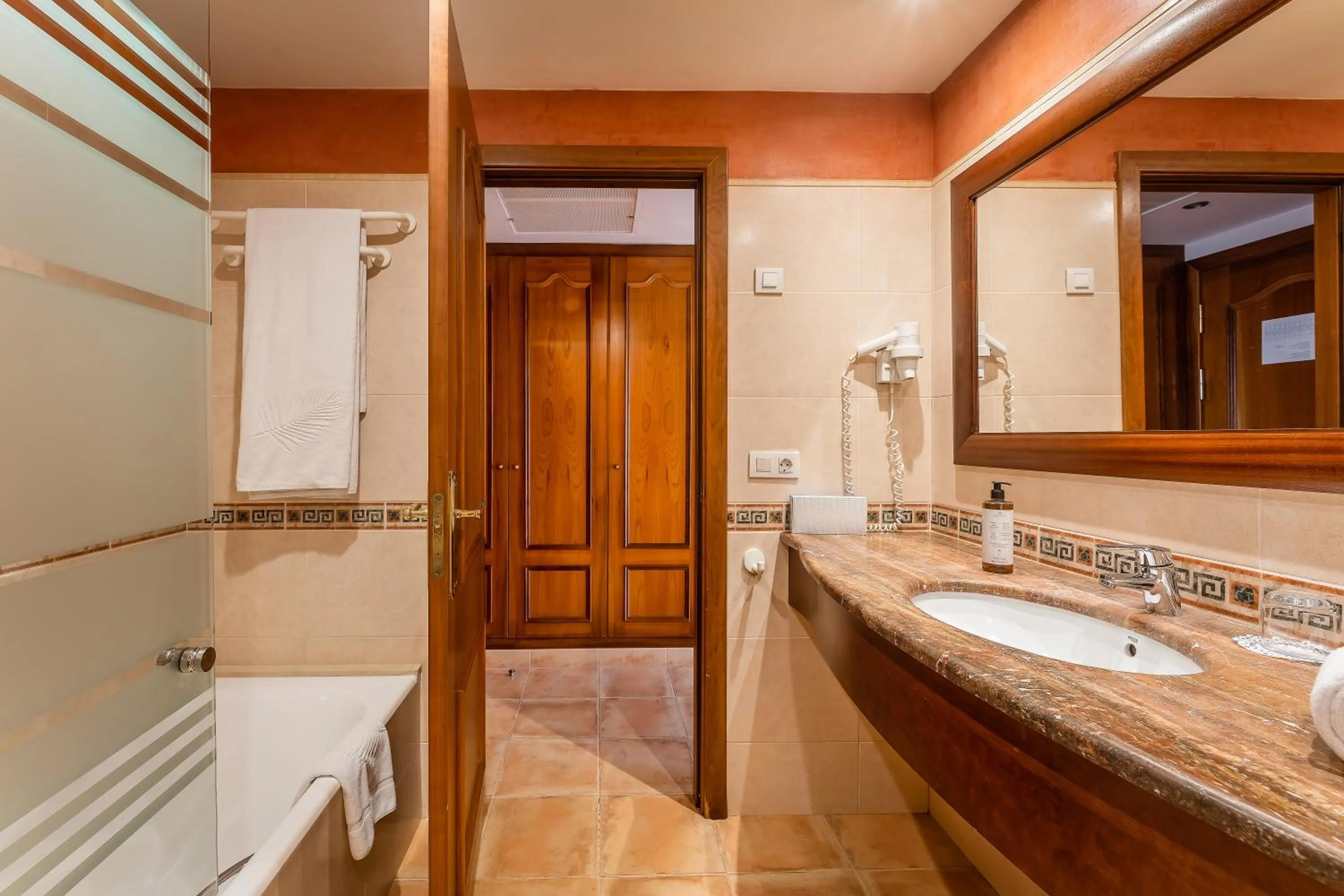Bathroom in Valentin Star Menorca - Adults Only