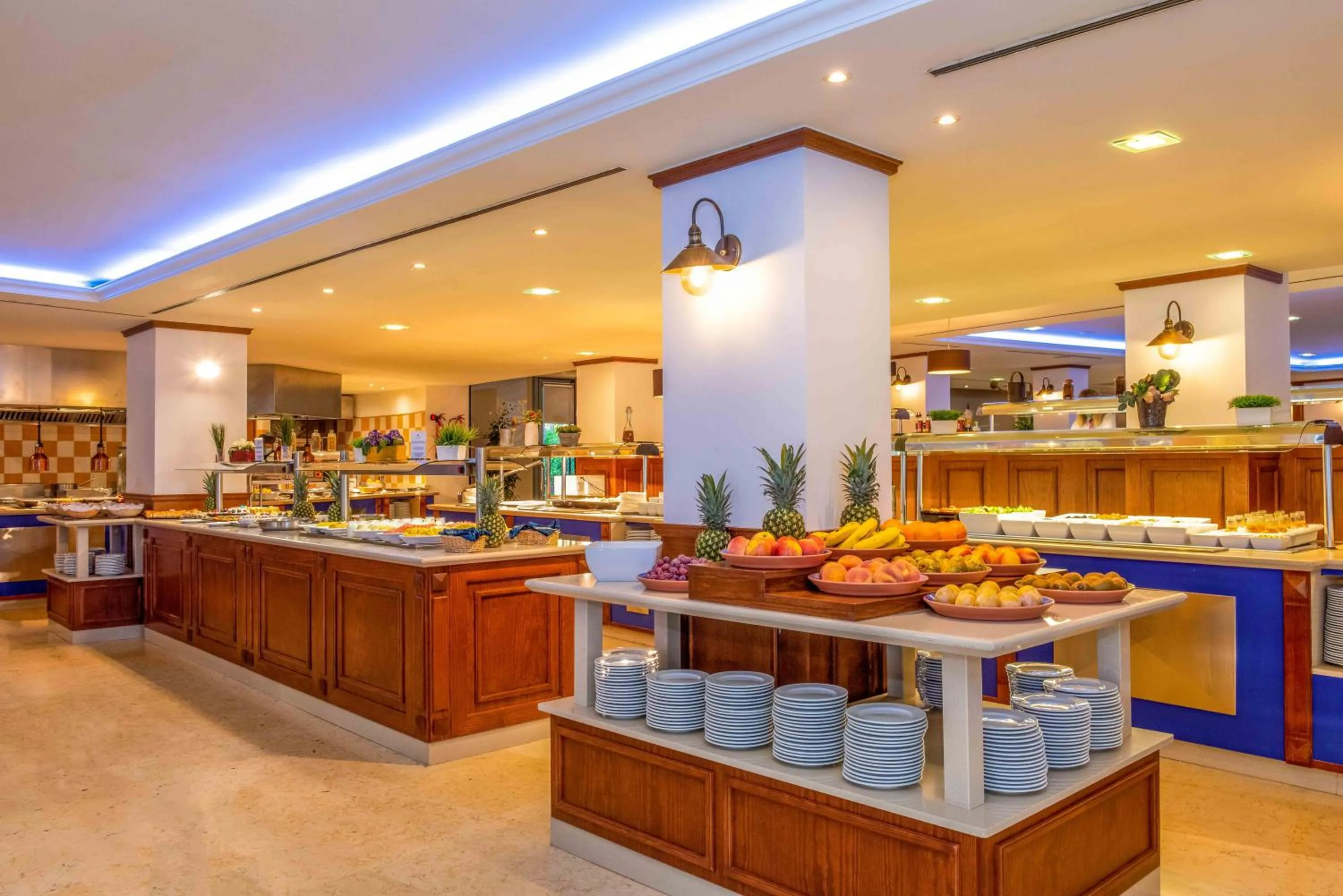 Restaurant/places to eat in Valentin Star Menorca - Adults Only