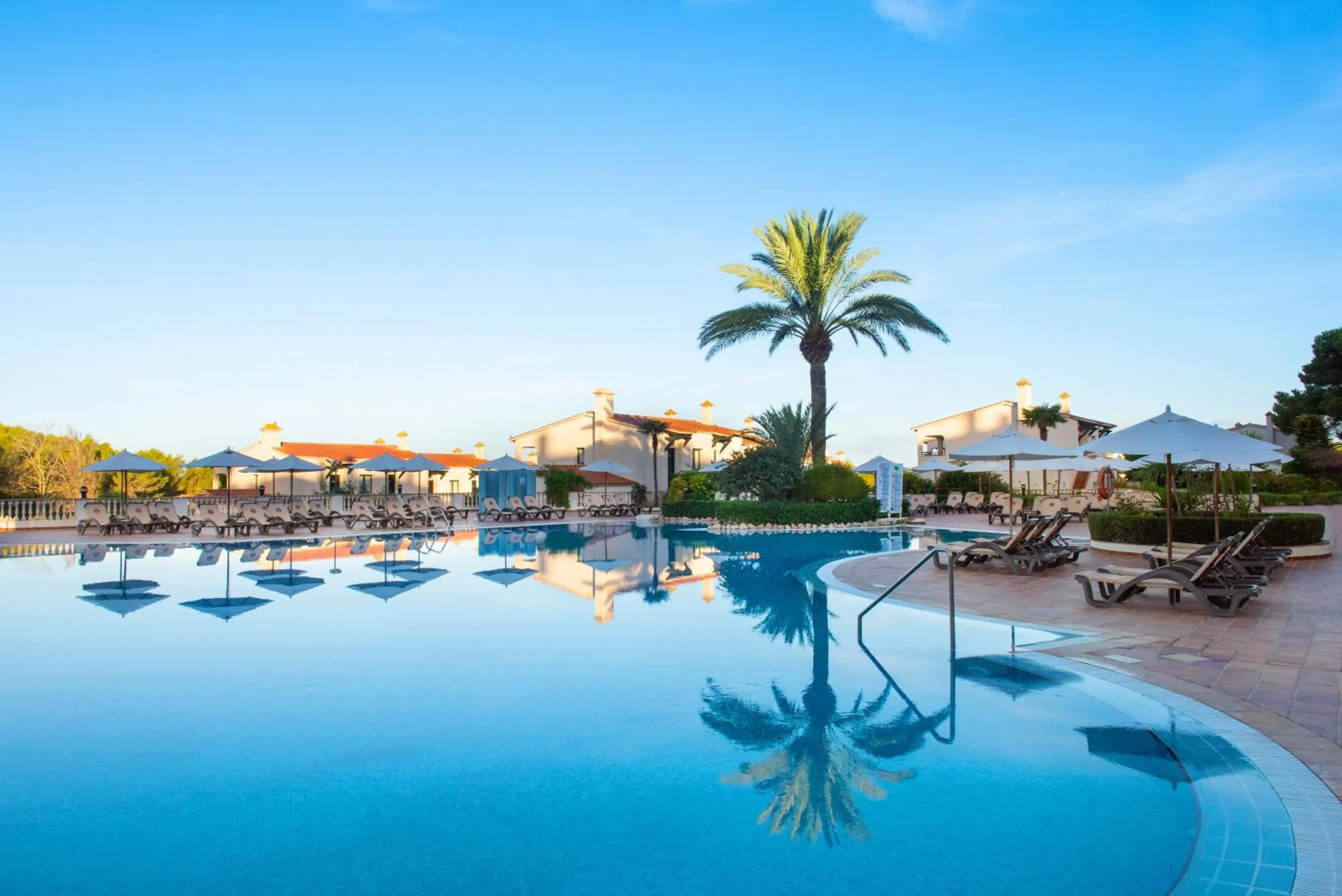 Swimming pool in Valentin Son Bou