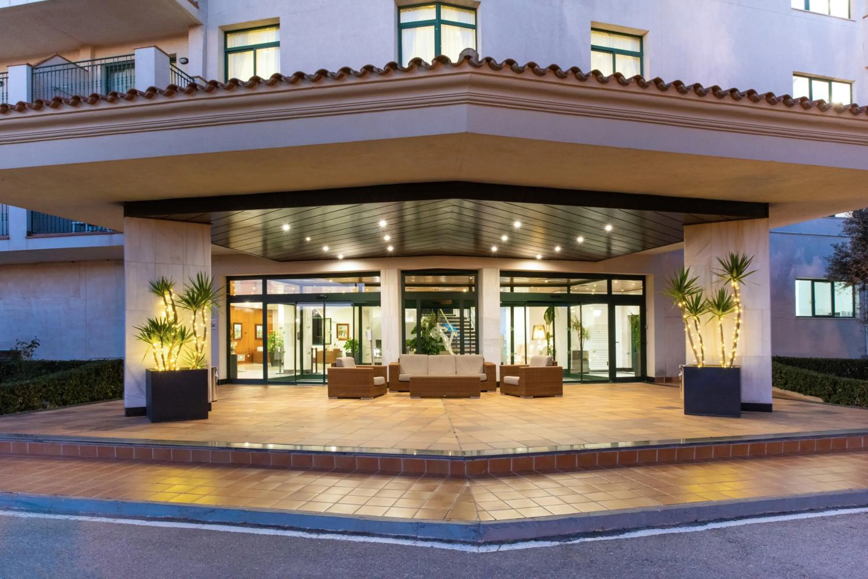 Facade/entrance in Valentin Son Bou