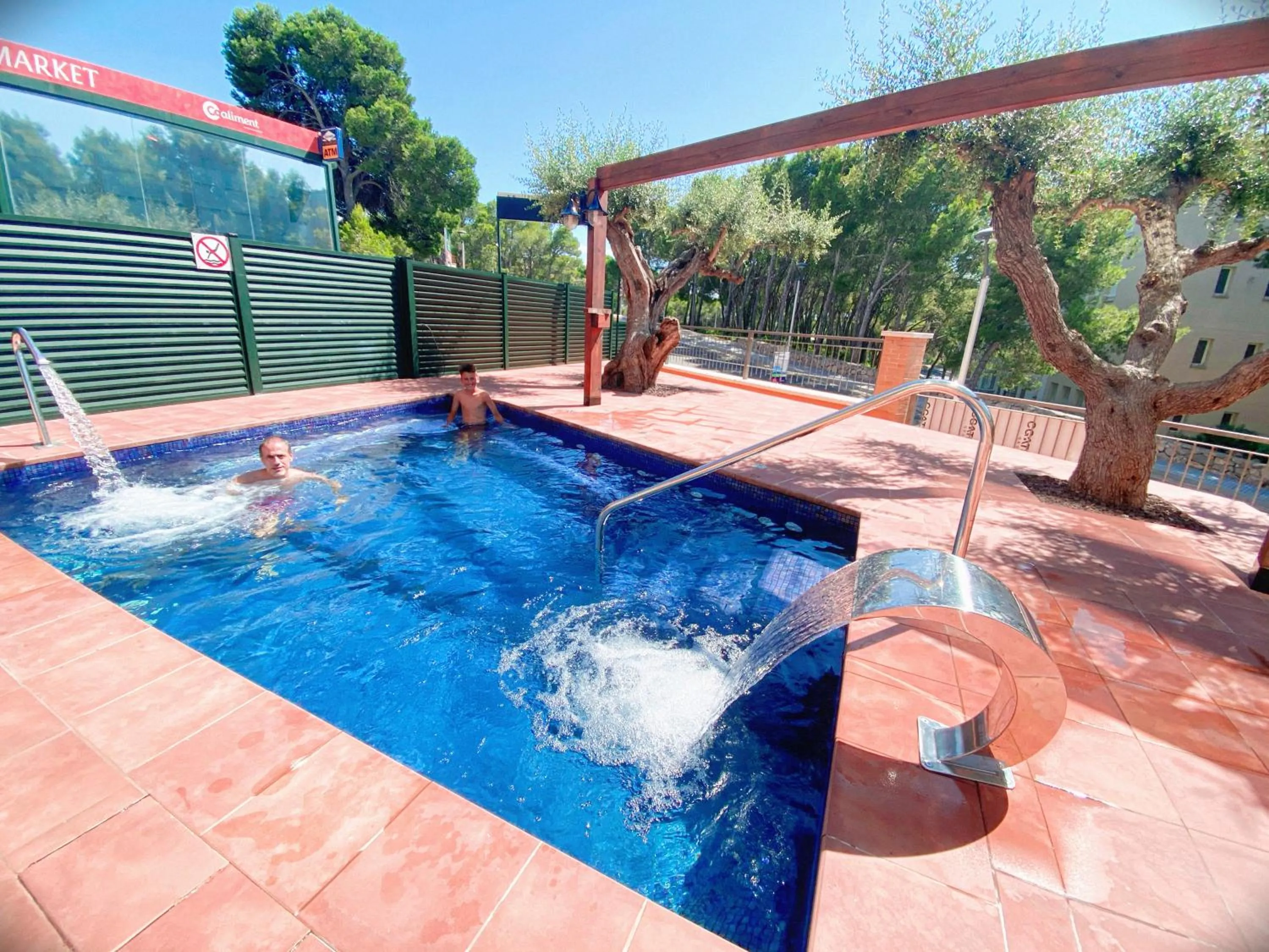 Day in Aparthotel SunClub Salou