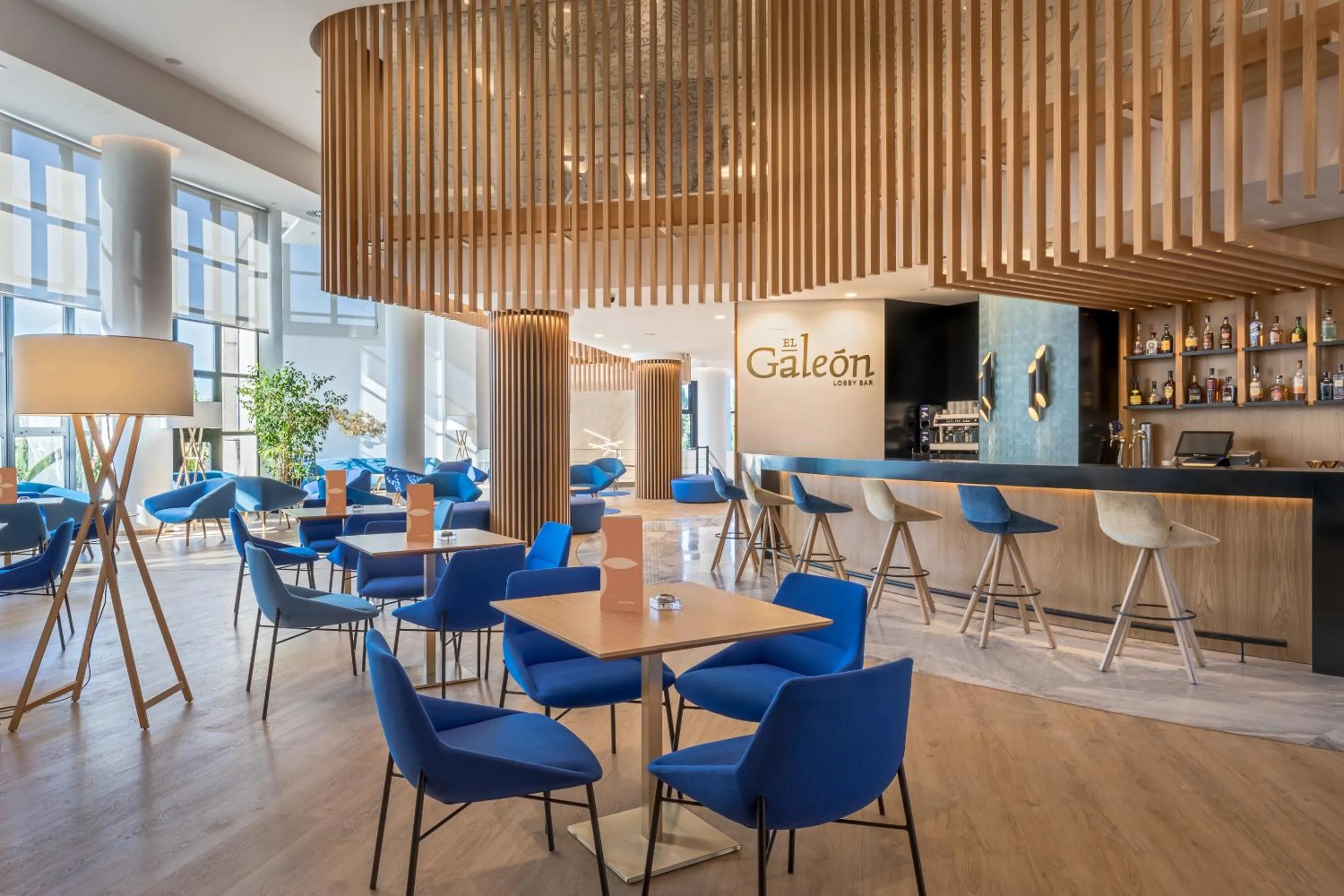 Lounge or bar in Barceló Cáceres V Centenario