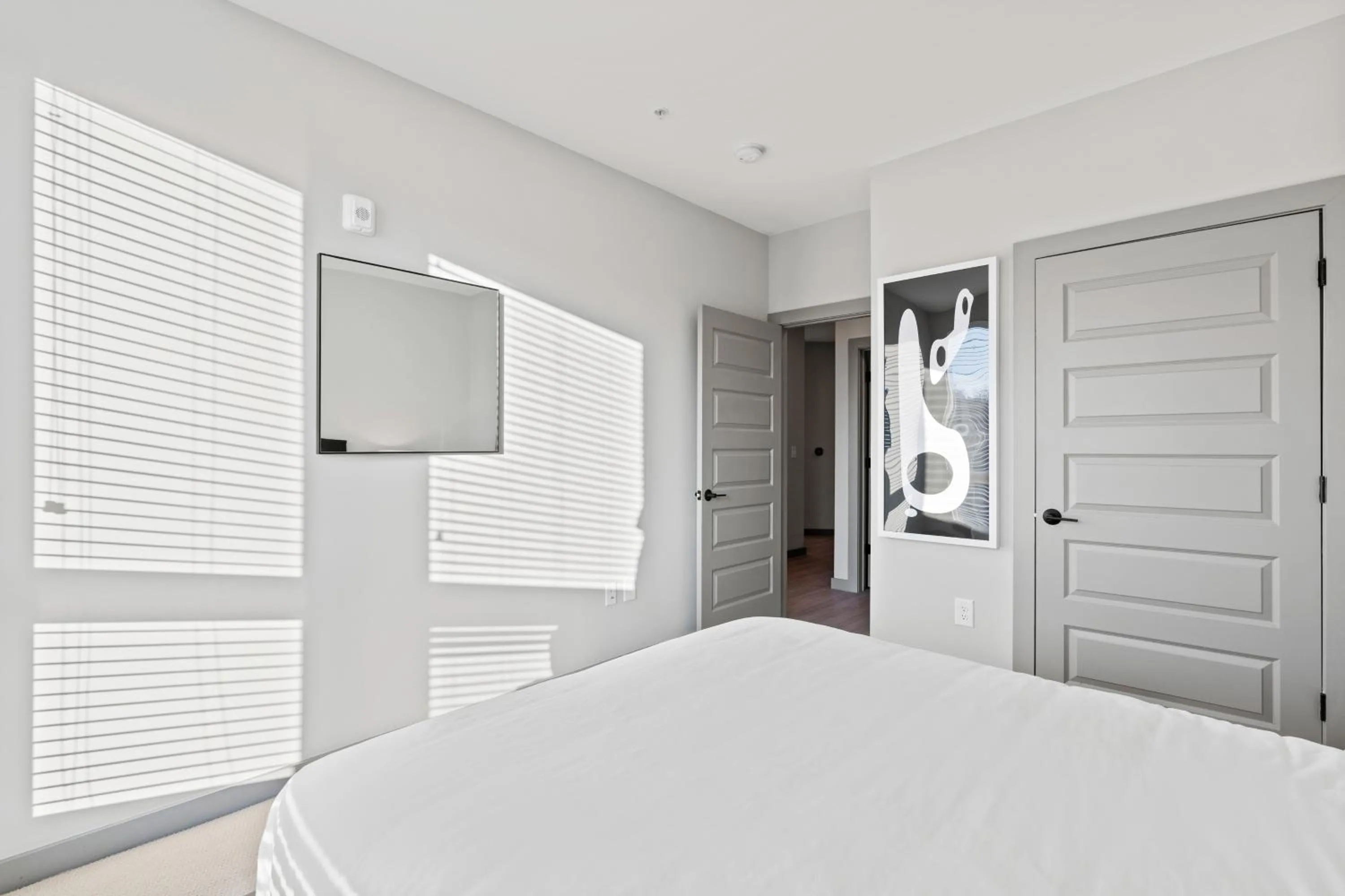 Bedroom in WhyHotel by Placemakr, Columbia