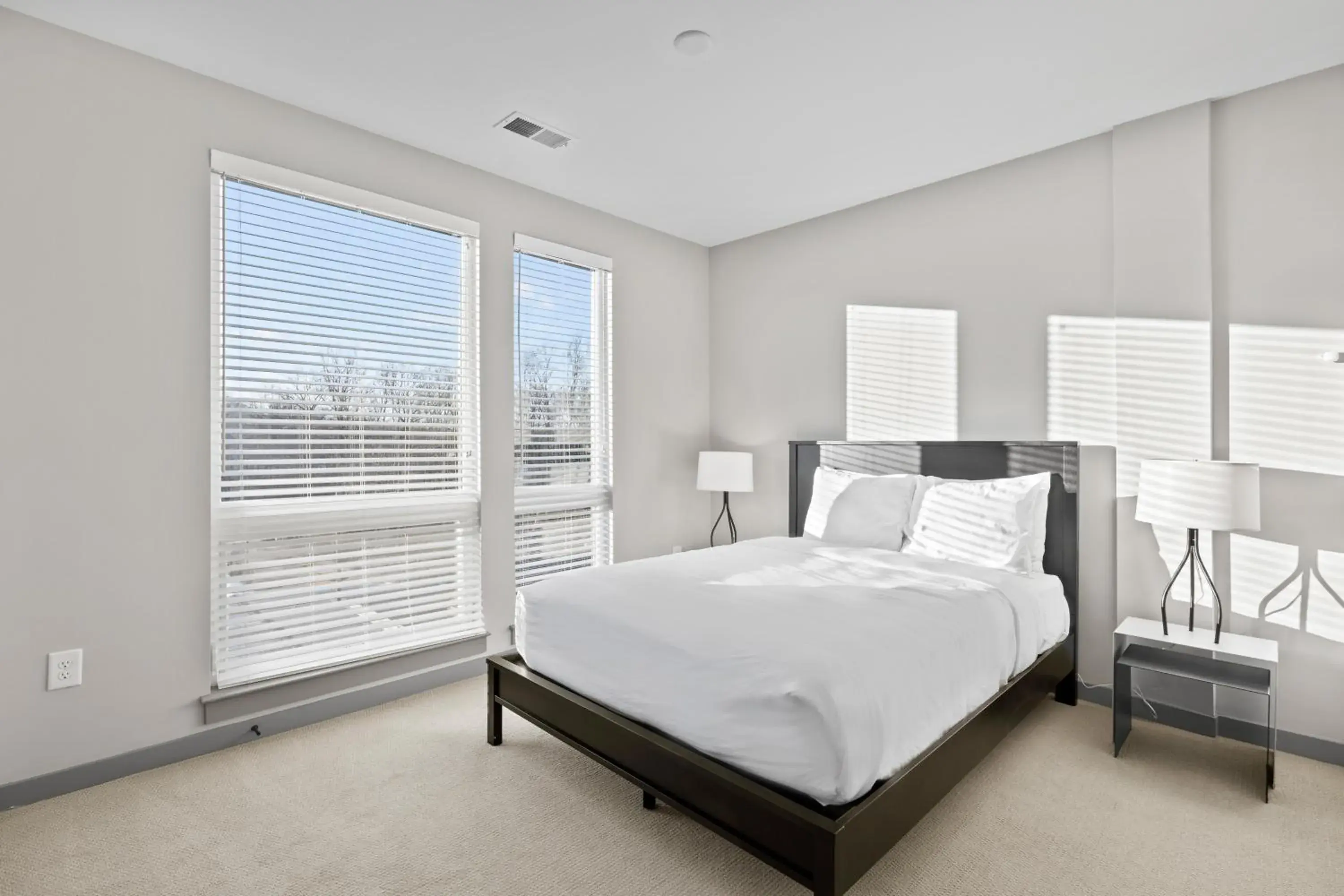 Three Bedroom Apartment in WhyHotel by Placemakr, Columbia Three Bedroom Apartment in WhyHotel by Placemakr, Columbia