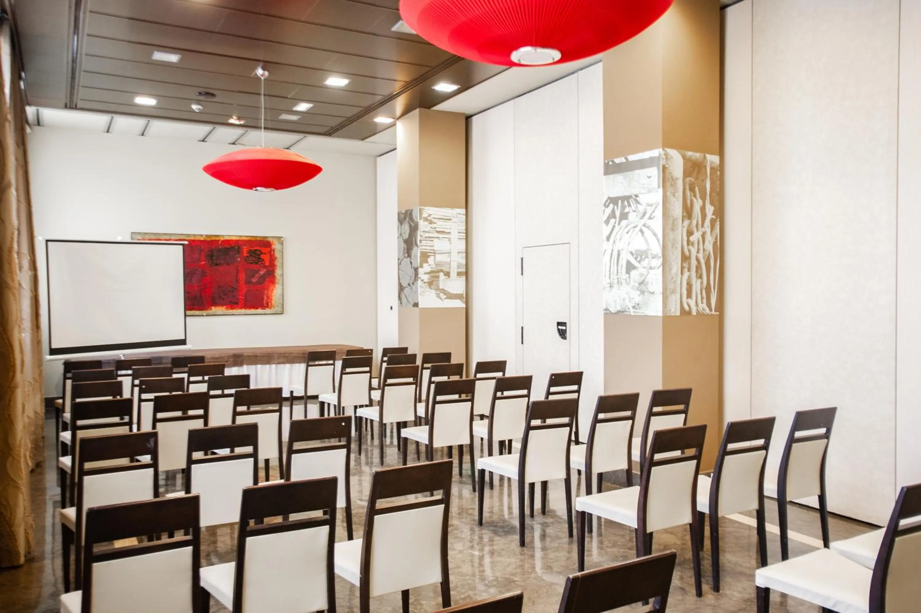 Business facilities in AZZ Asturias LangreHotel & Spa