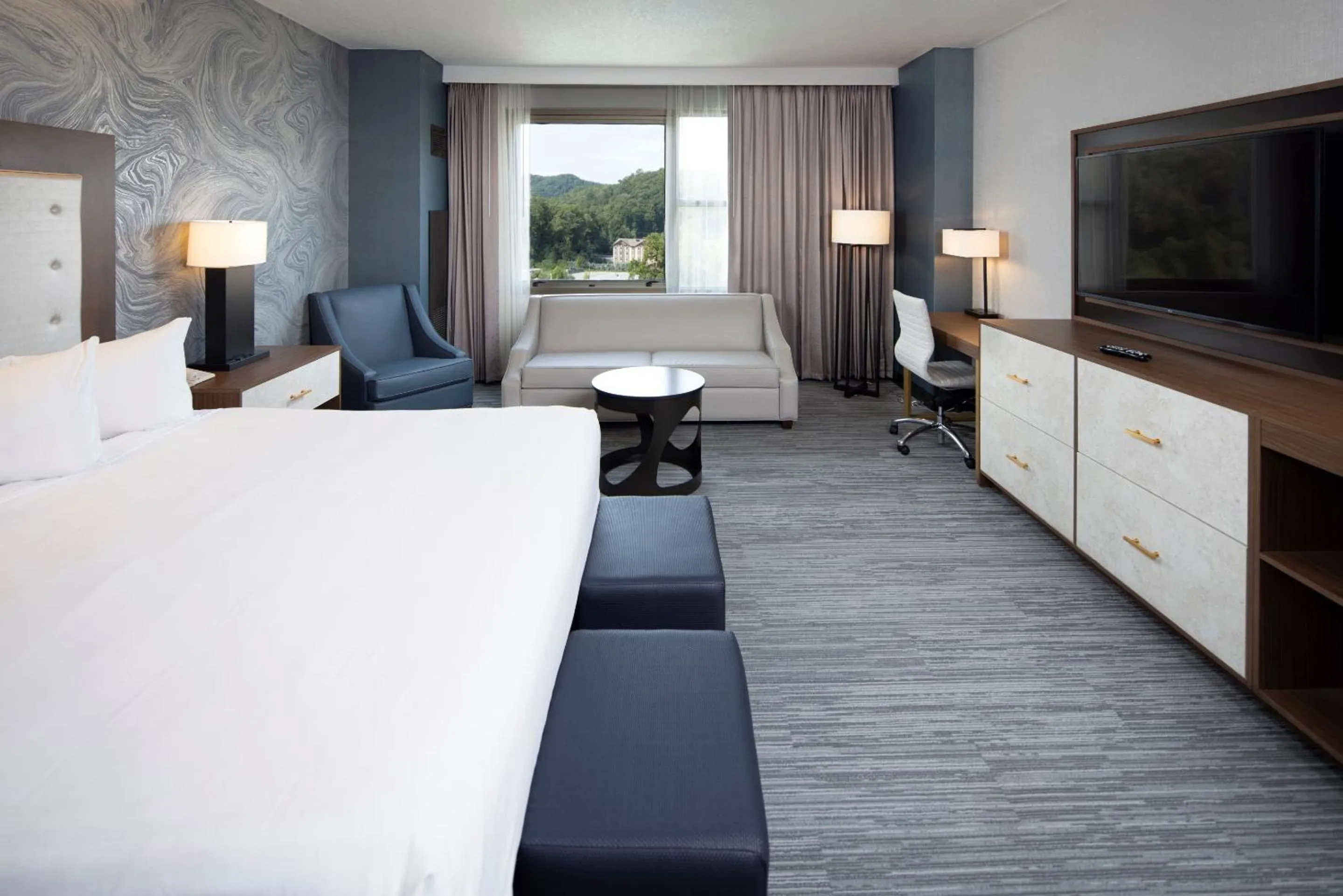 Bed in Harrah's Cherokee, A Caesars Destination