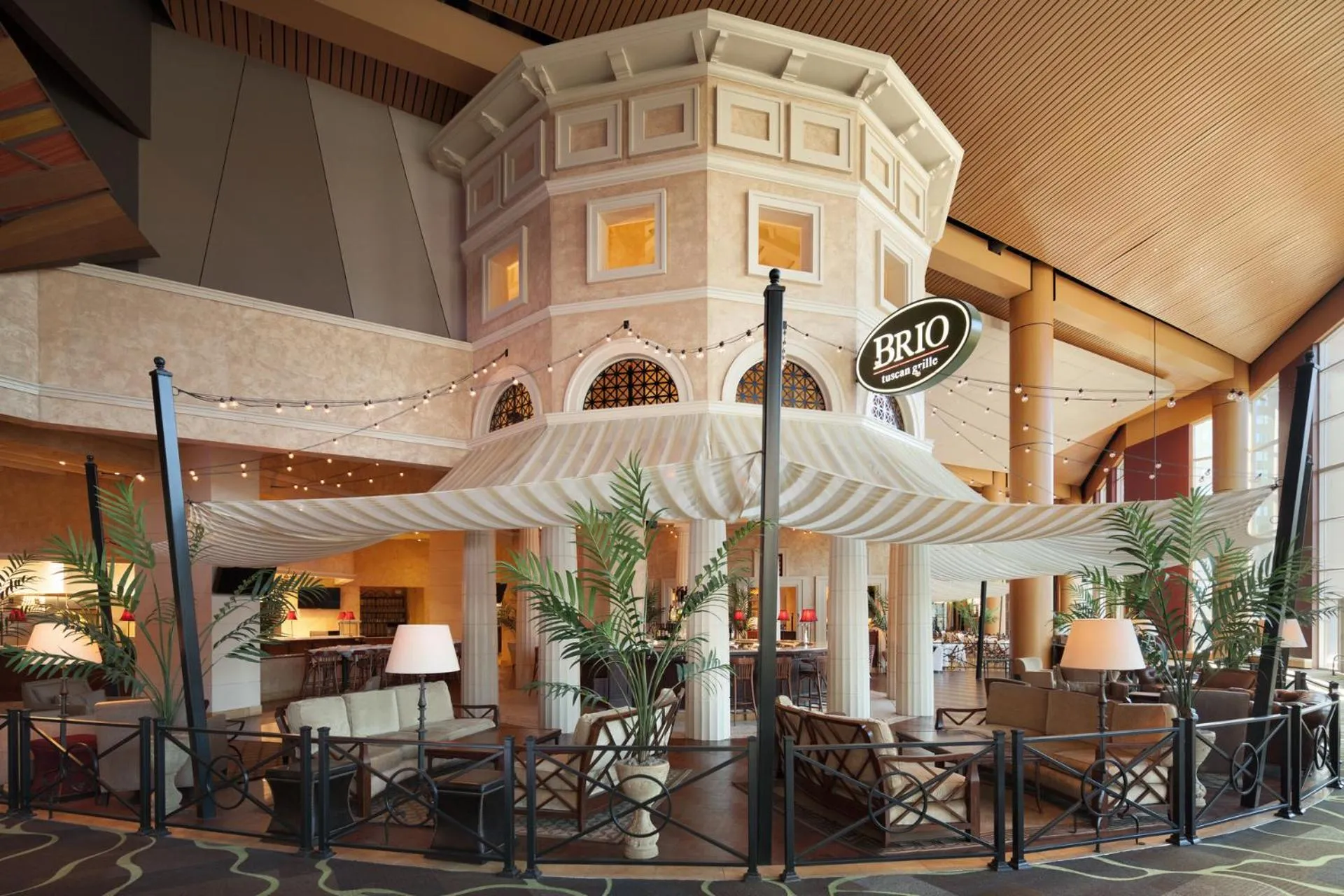 Restaurant/places to eat in Harrah's Cherokee, A Caesars Destination