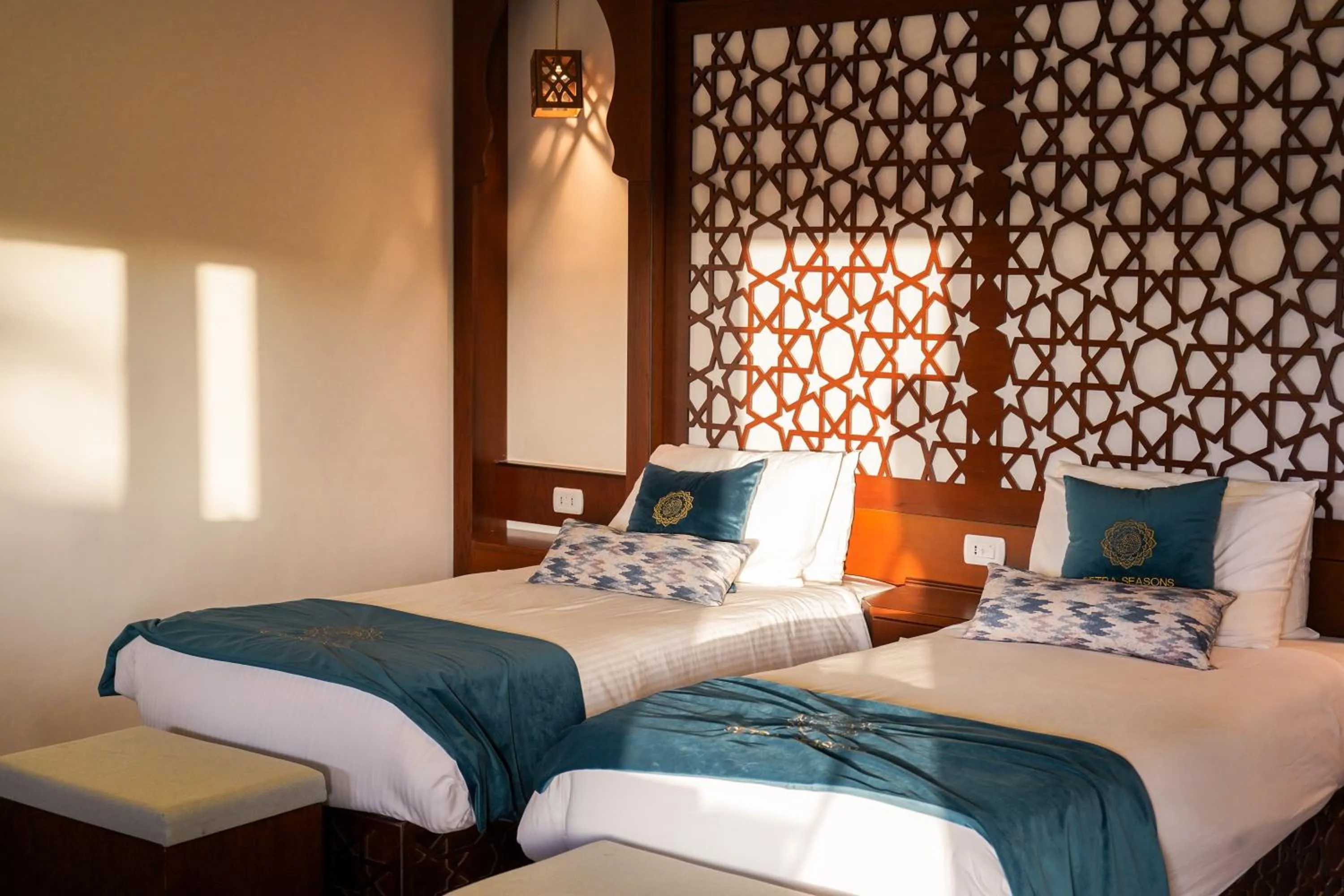 Bed in Petra Seasons luxury Resort