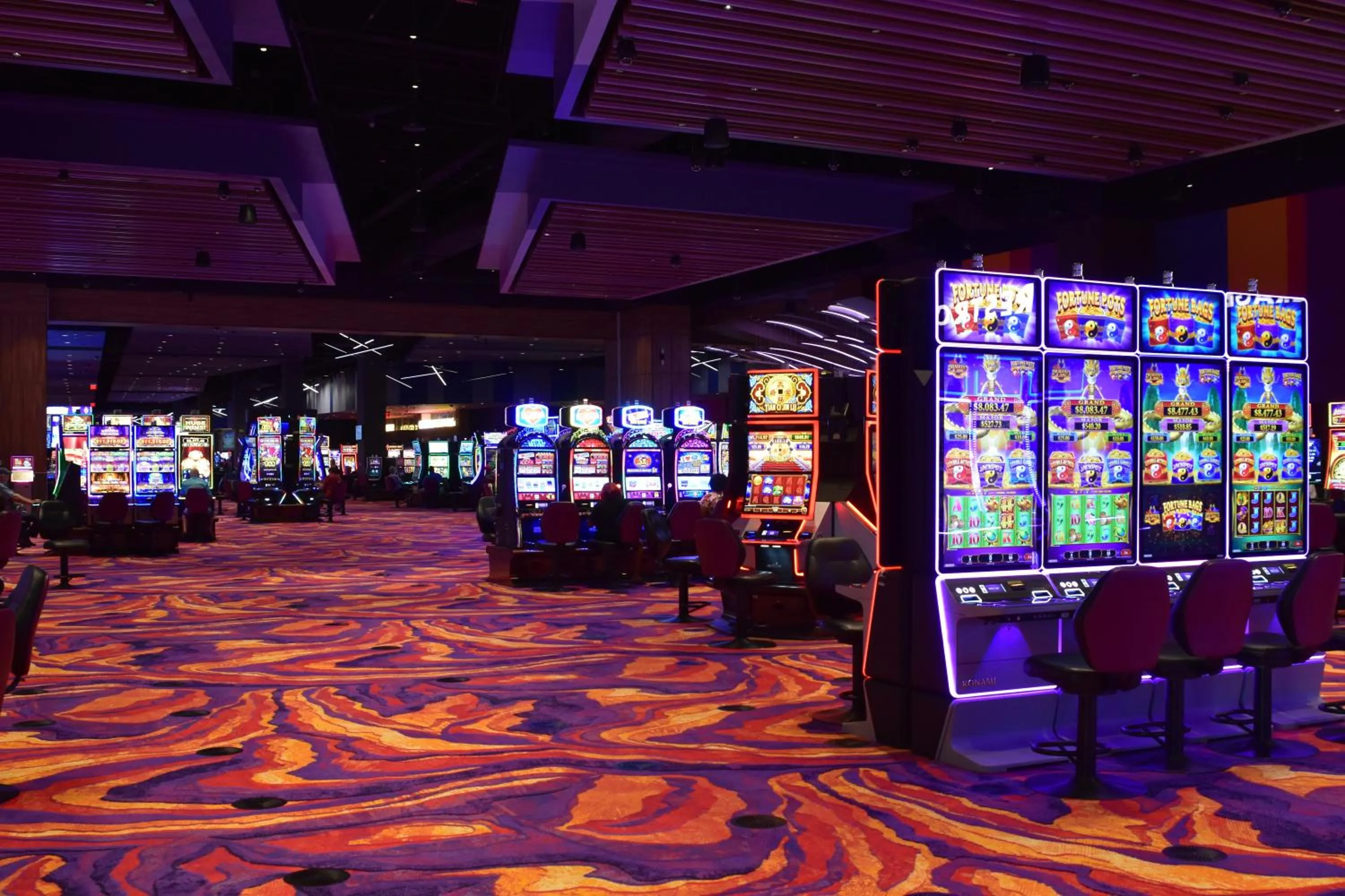 Casino in Harrah's Cherokee Valley River, A Caesars Destination