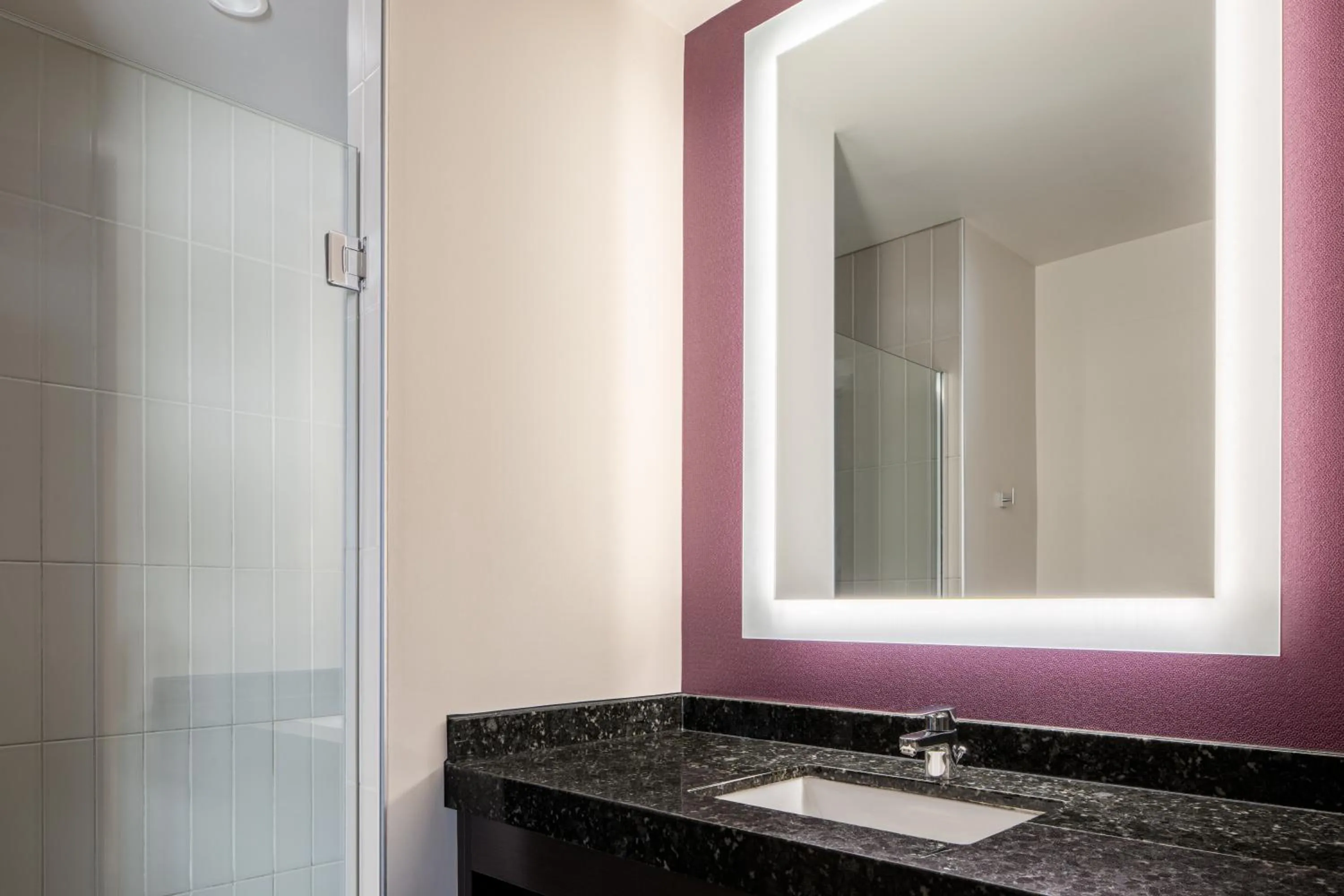 Bathroom in Harrah's Cherokee Valley River, A Caesars Destination