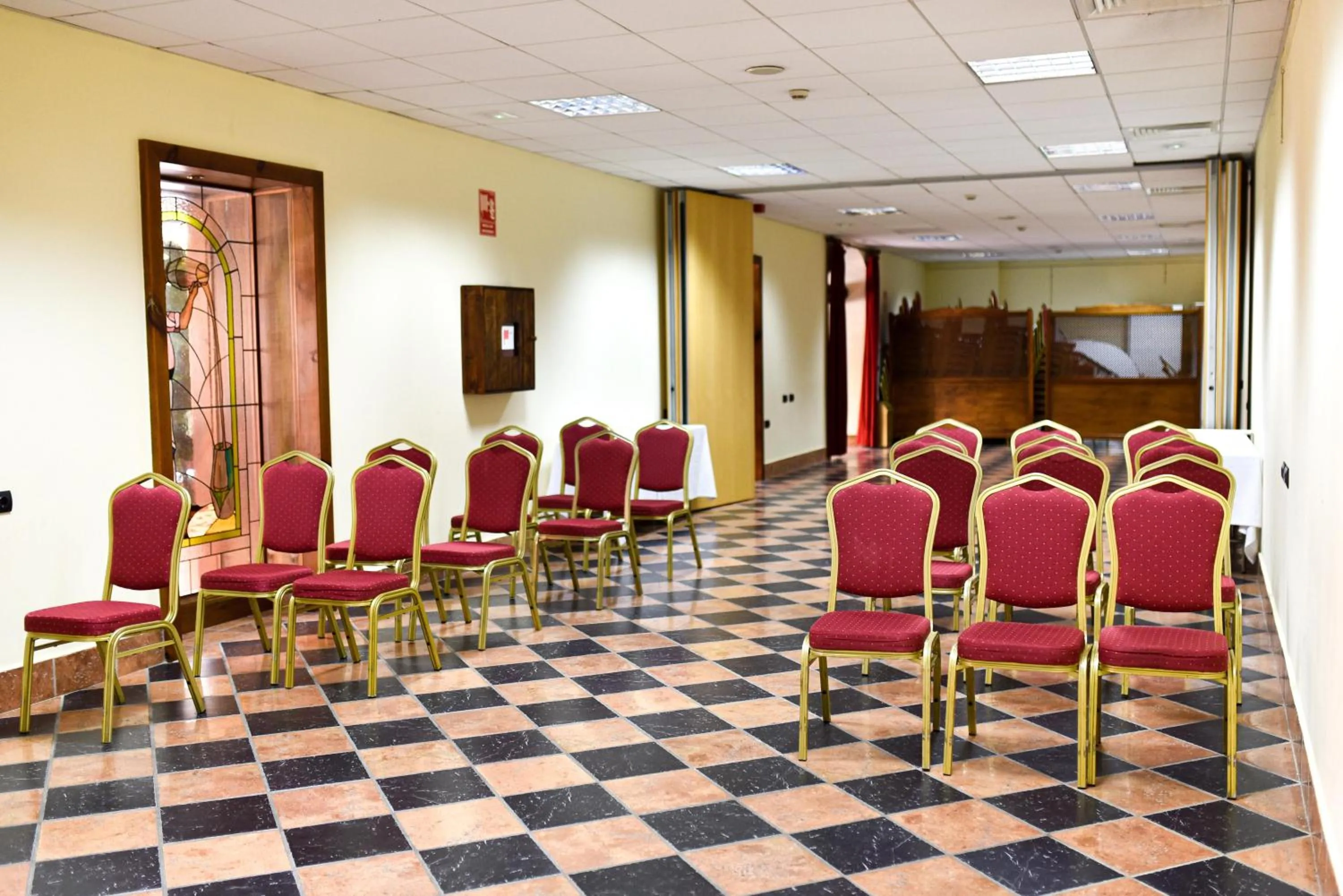 Meeting/conference room in ALEGRIA Bodega Real