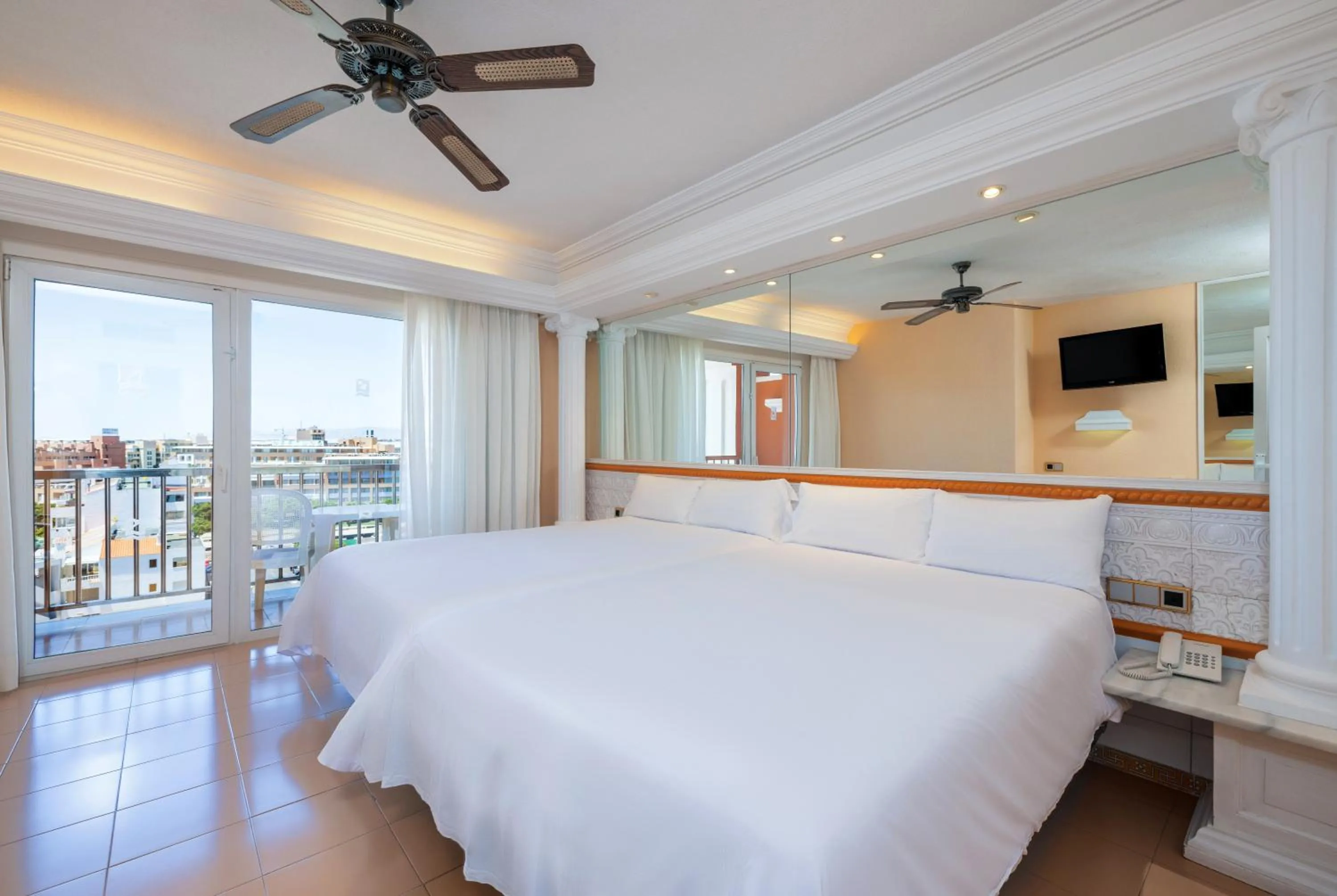 Bed in Playacapricho