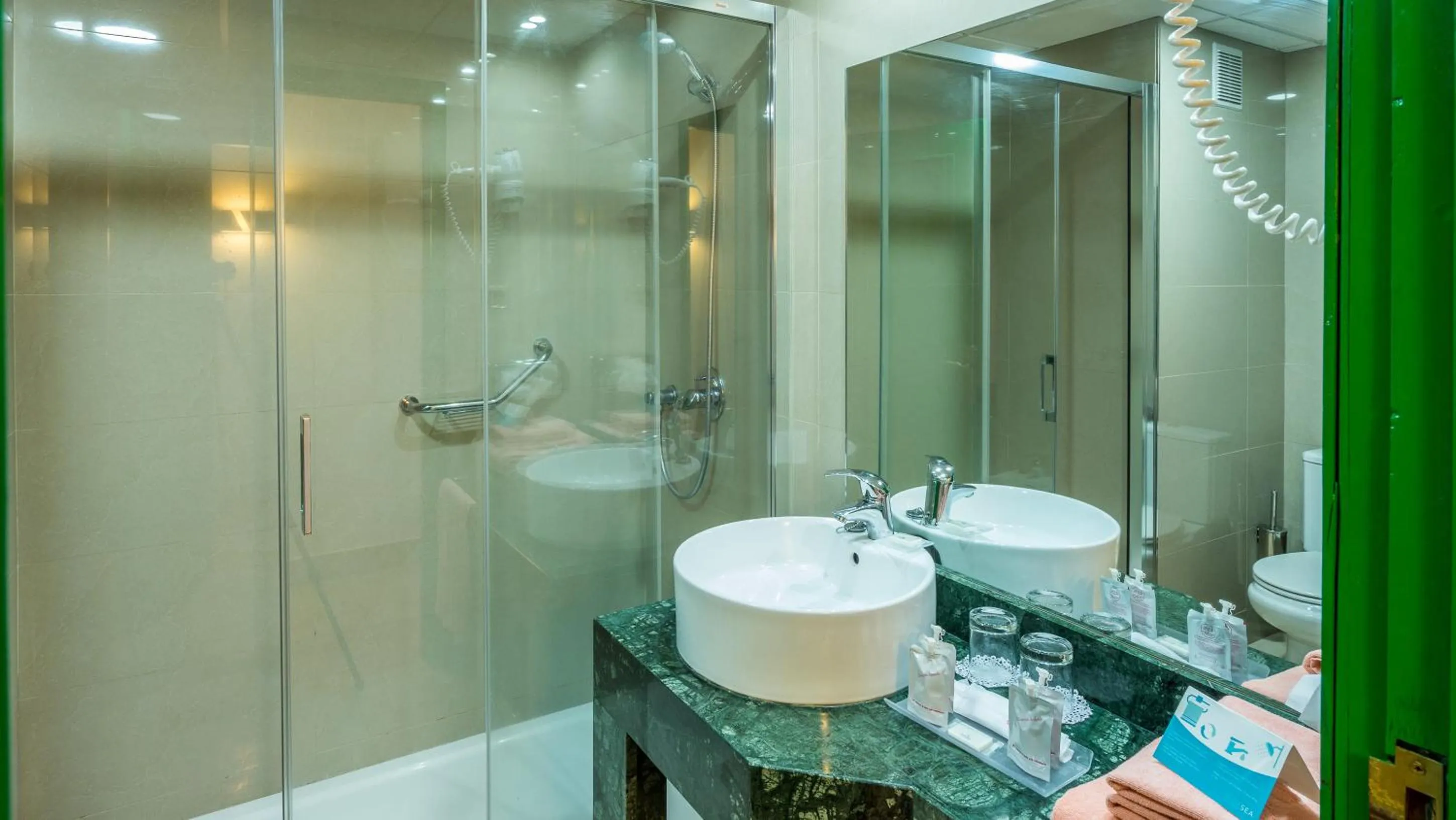 Bathroom in BLUESEA Costa Jardin & Spa