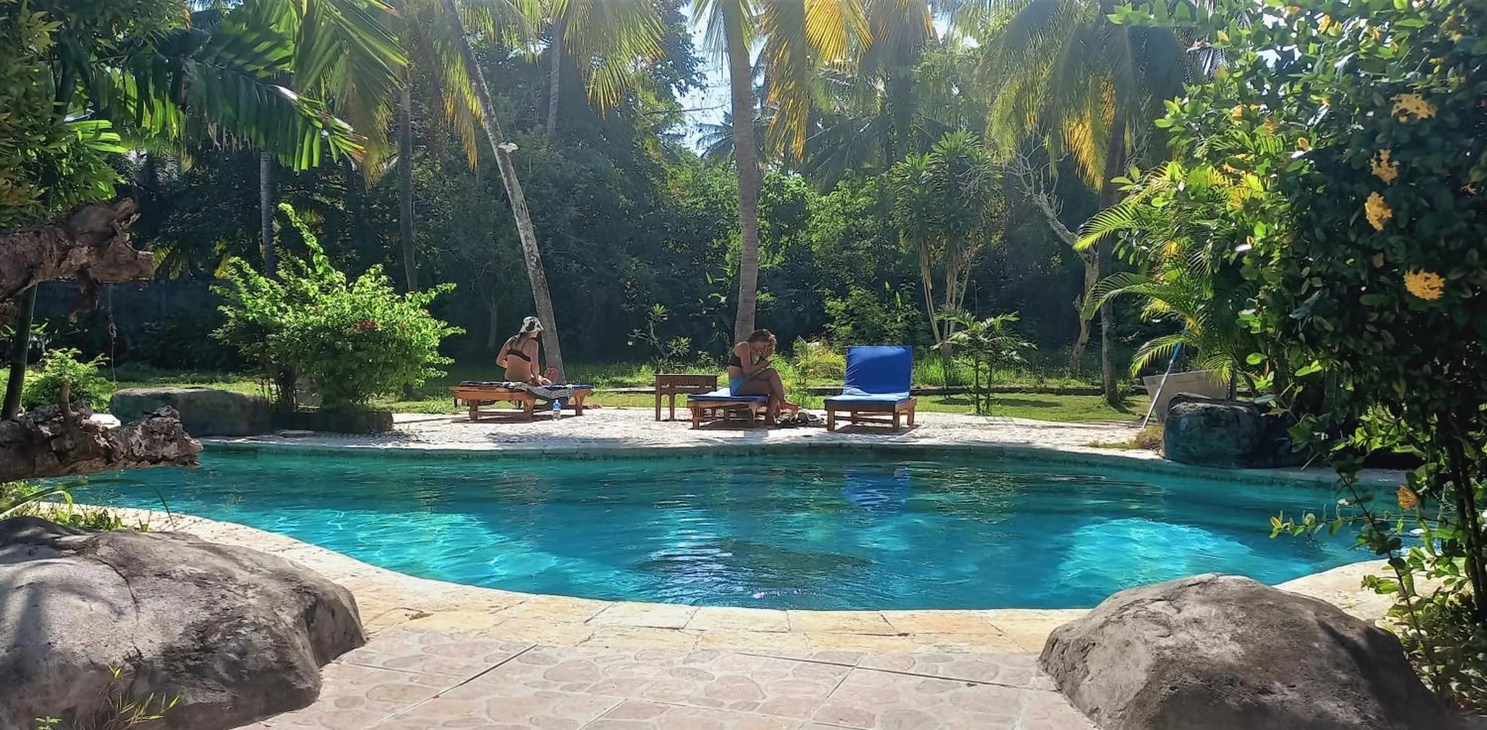 Swimming pool in Matahari Inn Kuta Lombok