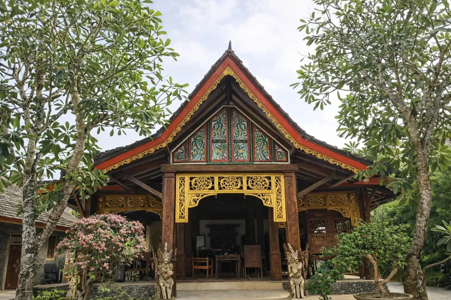 Property building in Matahari Inn Kuta Lombok