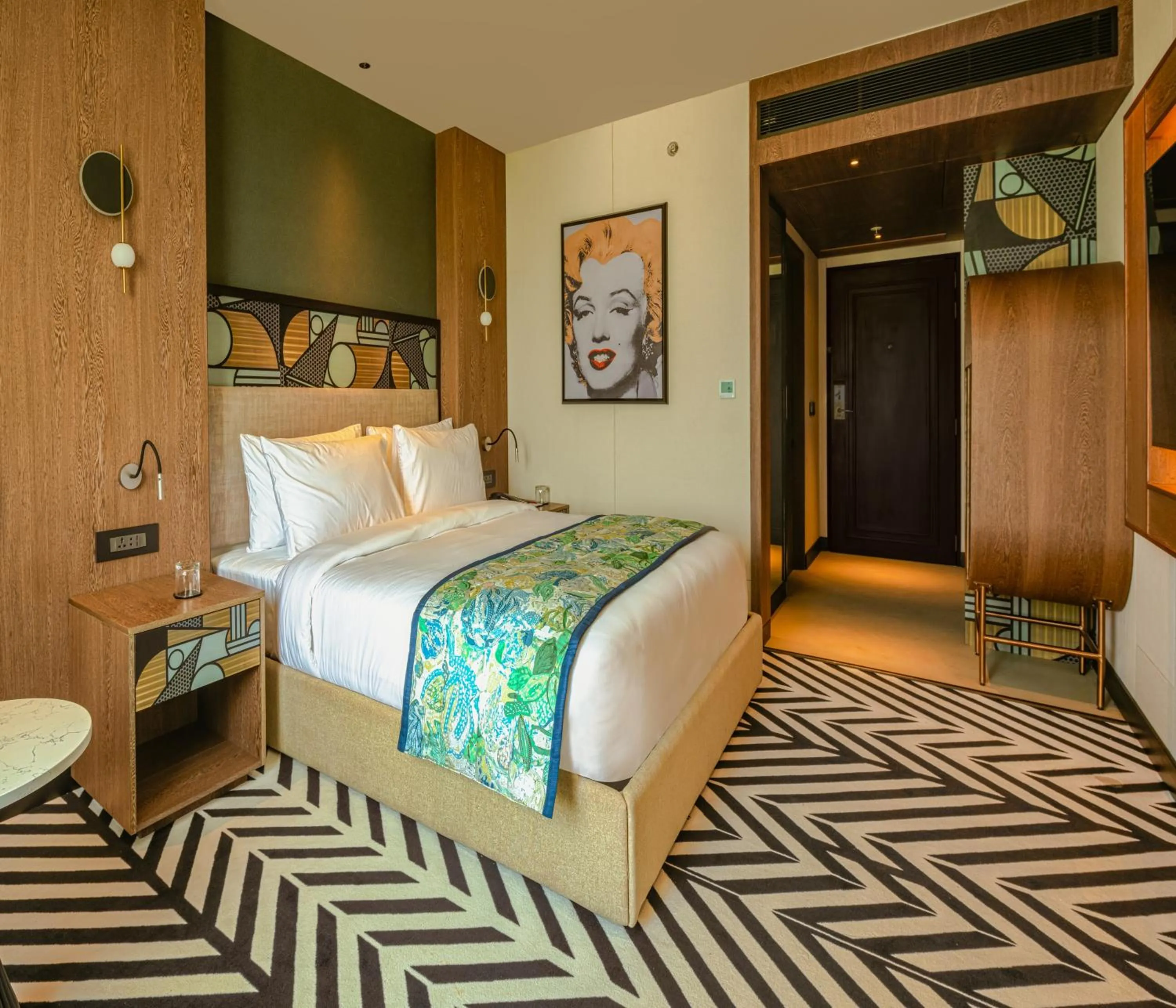 Bedroom, Bed in Parallel Hotel Udaipur, a member of Radisson Individuals