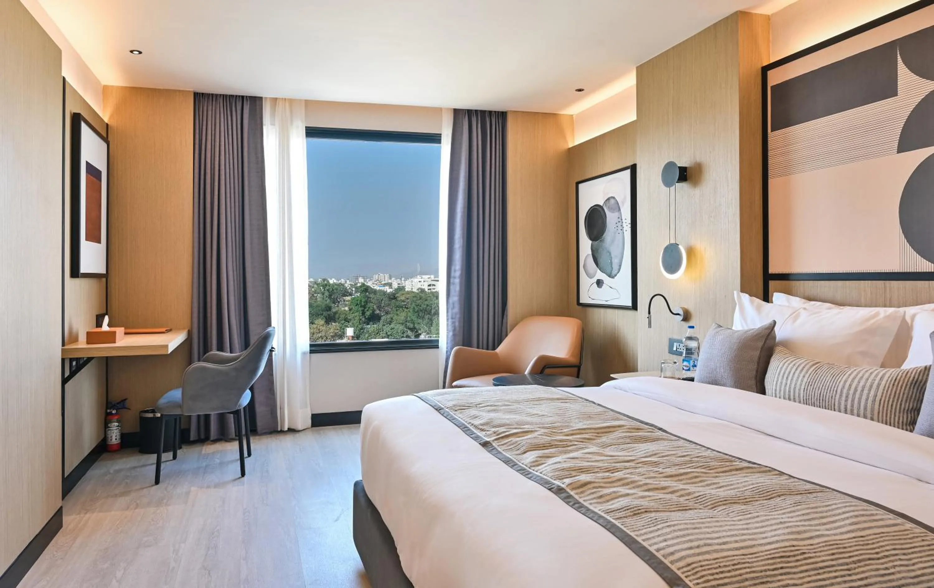 Bed in Parallel Hotel Udaipur, a member of Radisson Individuals