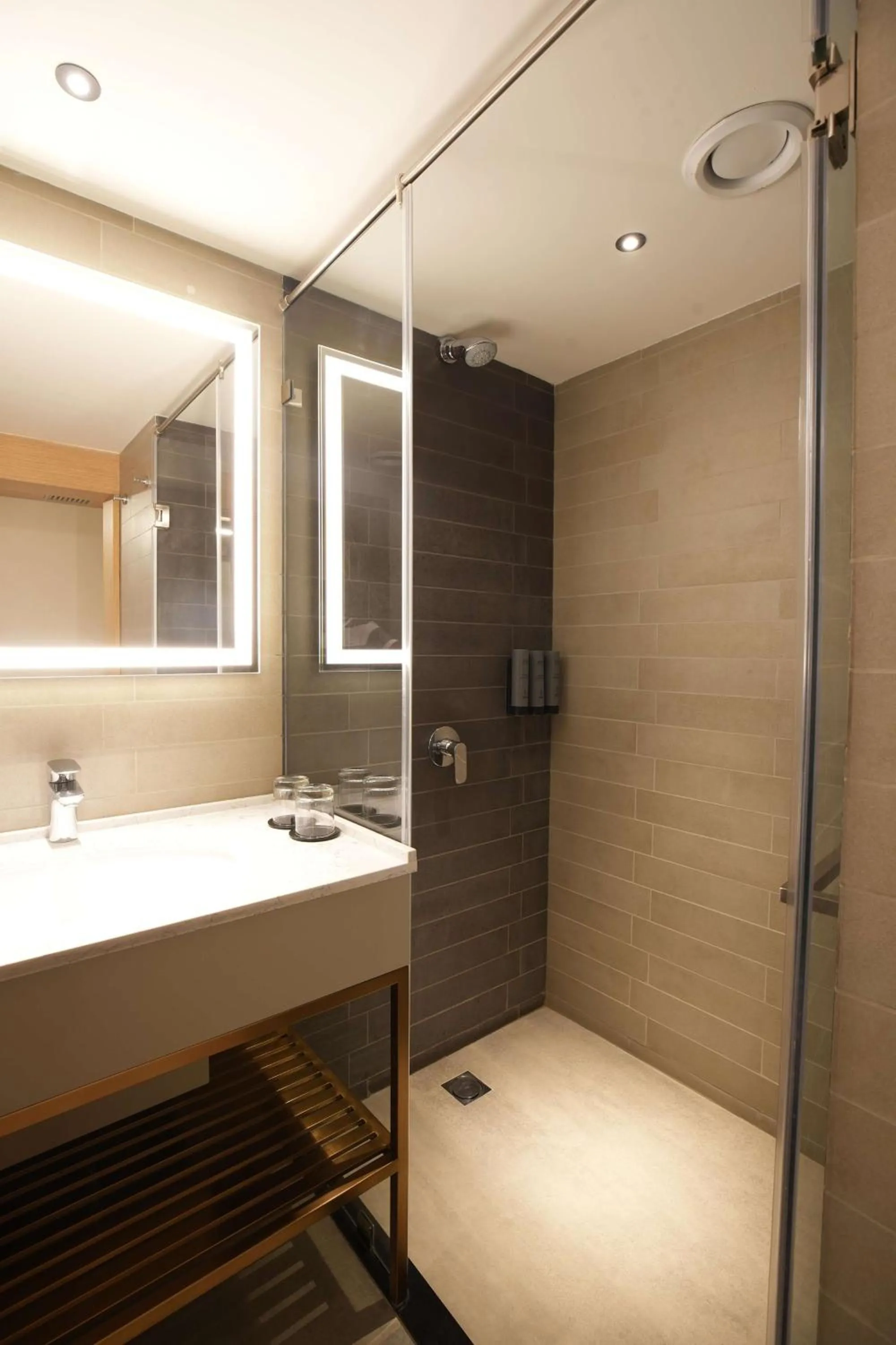 Bathroom in Parallel Hotel Udaipur, a member of Radisson Individuals