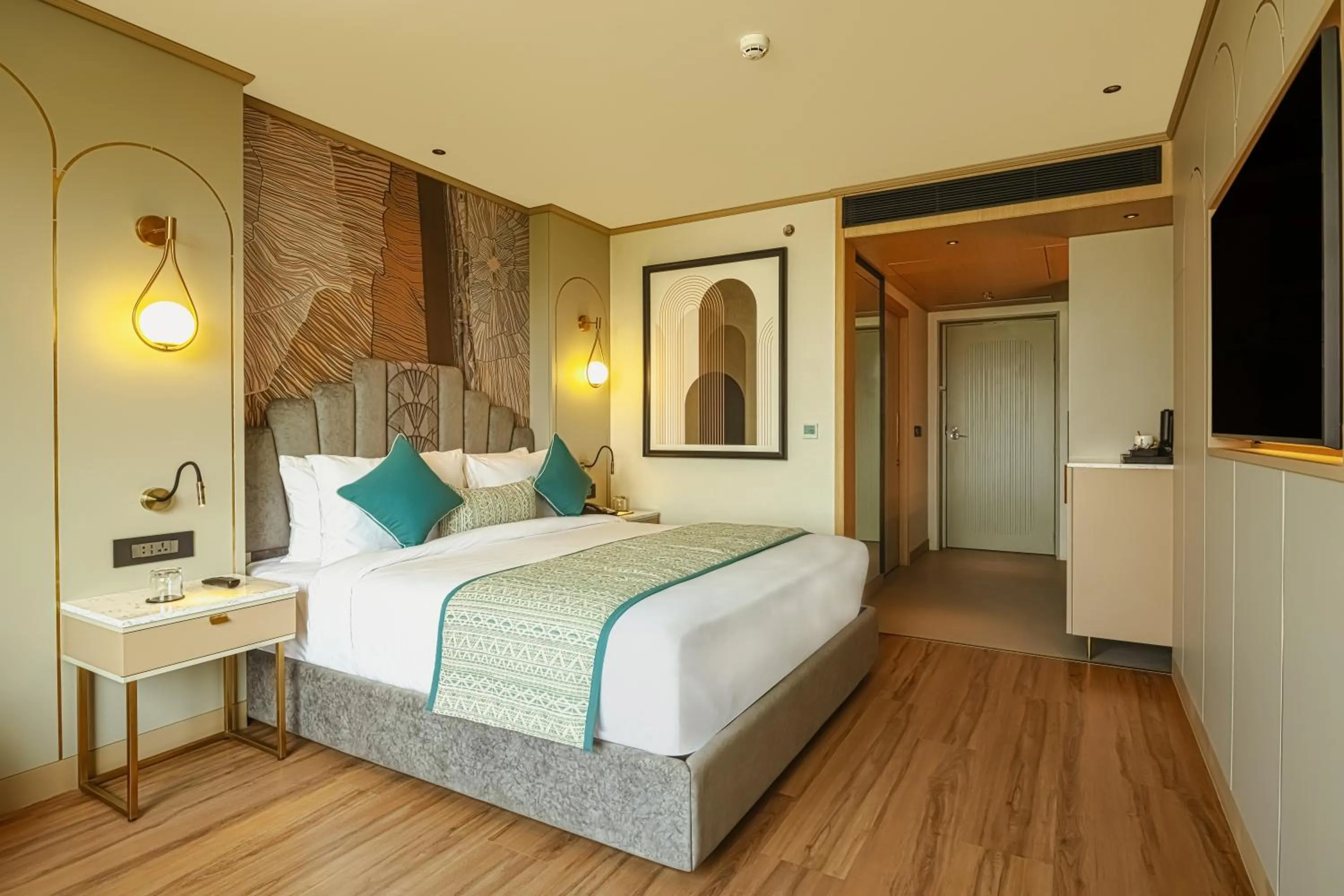 Bedroom, Bed in Parallel Hotel Udaipur, a member of Radisson Individuals