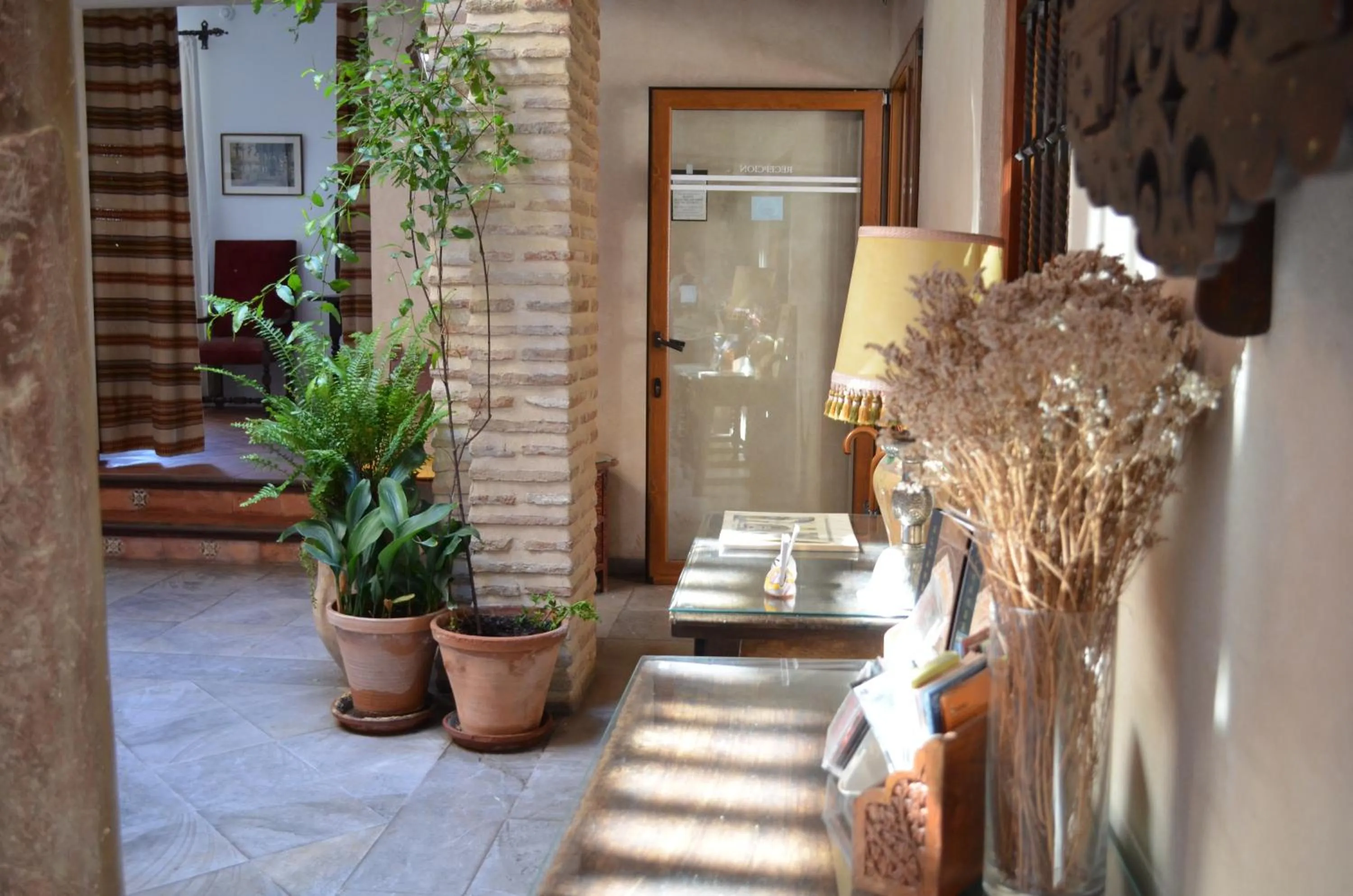 Patio in Hotel Santa Isabel La Real