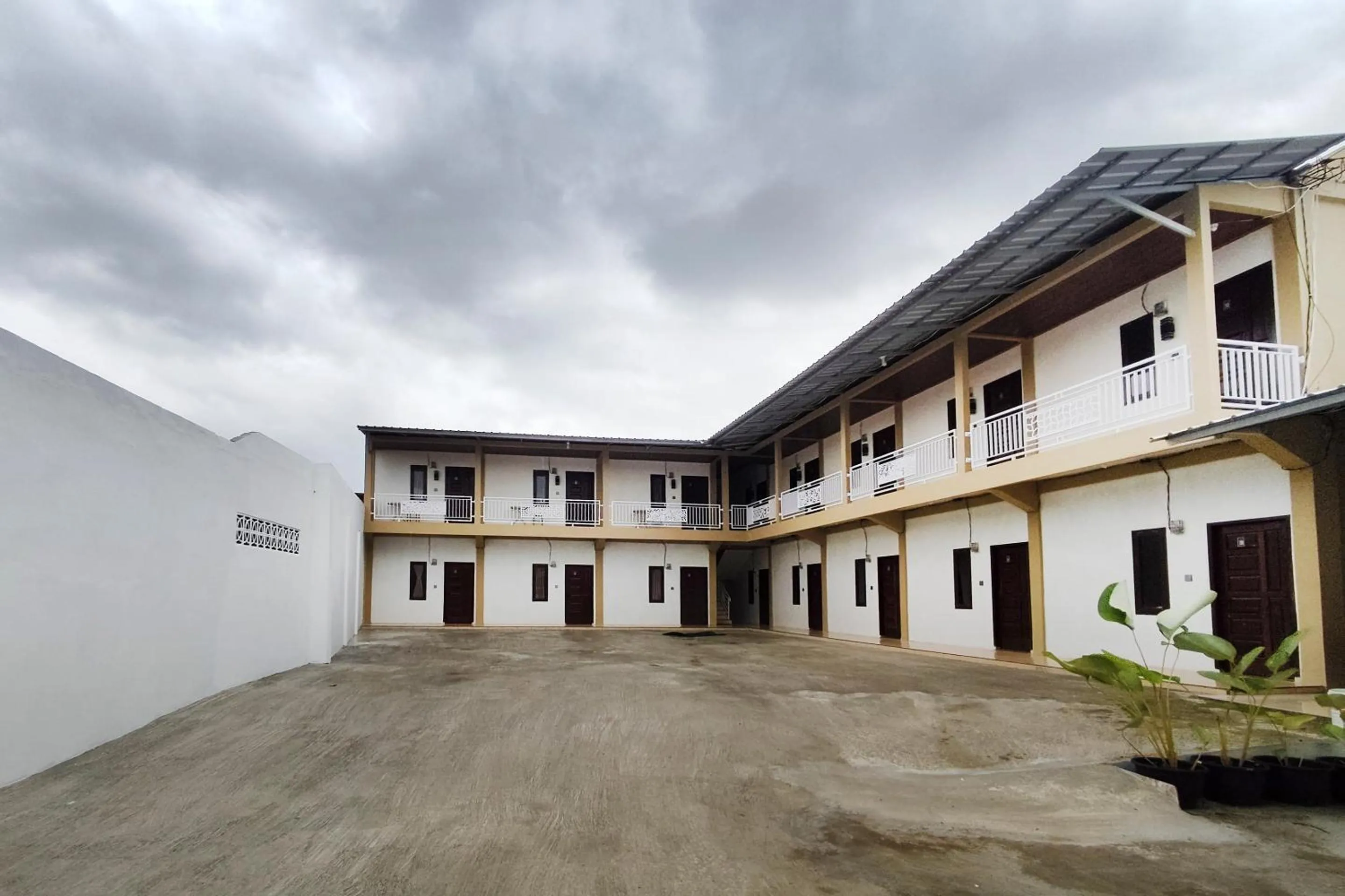 Facade/entrance in Hotel O Gala Residence