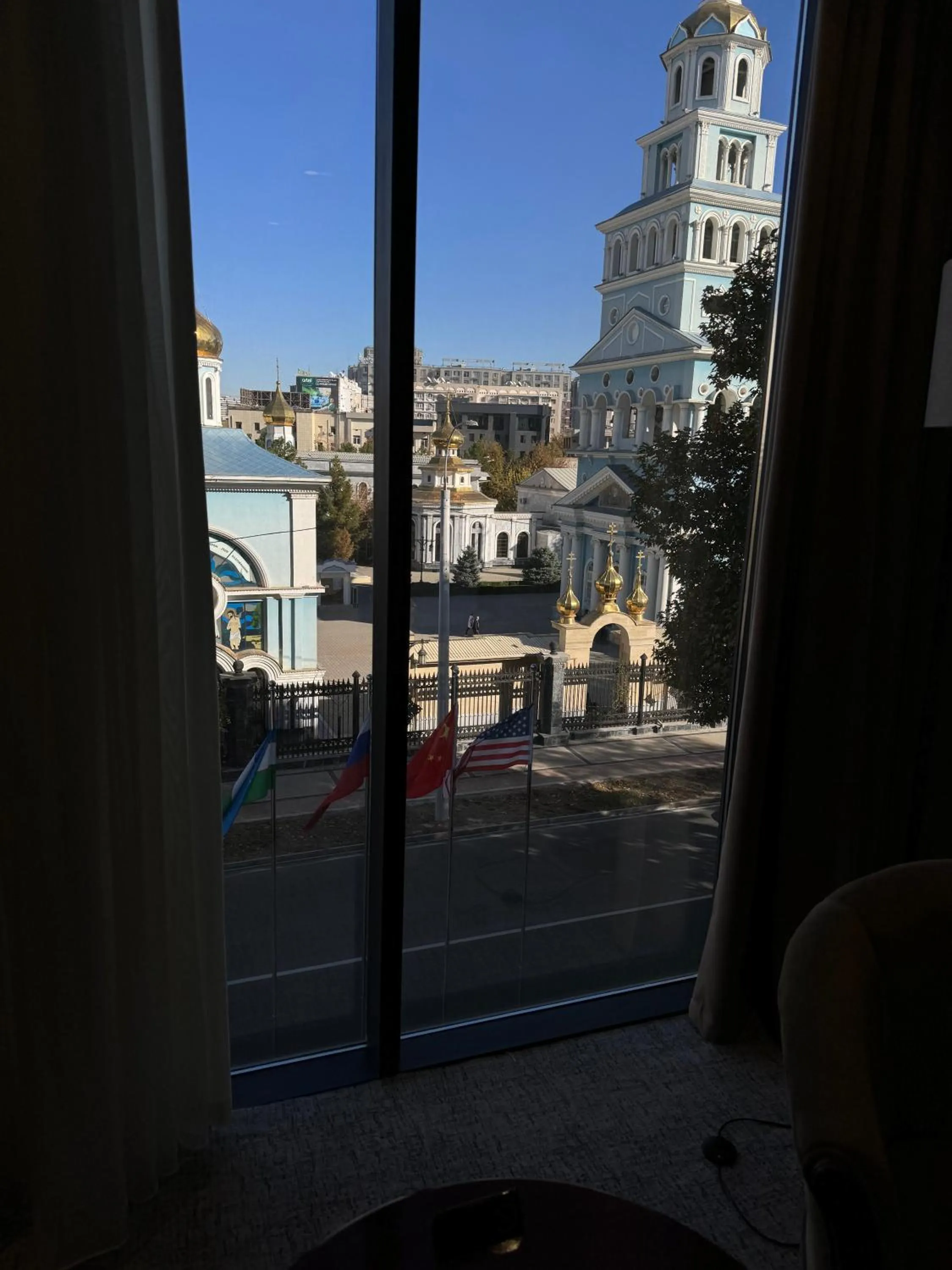 Decorative detail in Mir Luxe Plaza