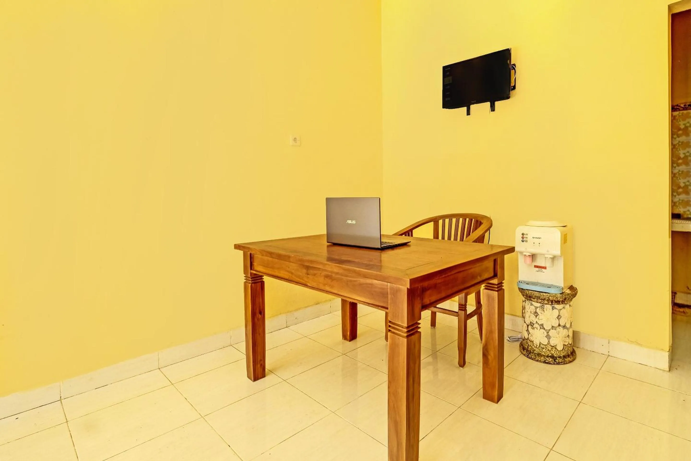 Lobby or reception in Hotel O Sekar Gadung Homestay Syariah