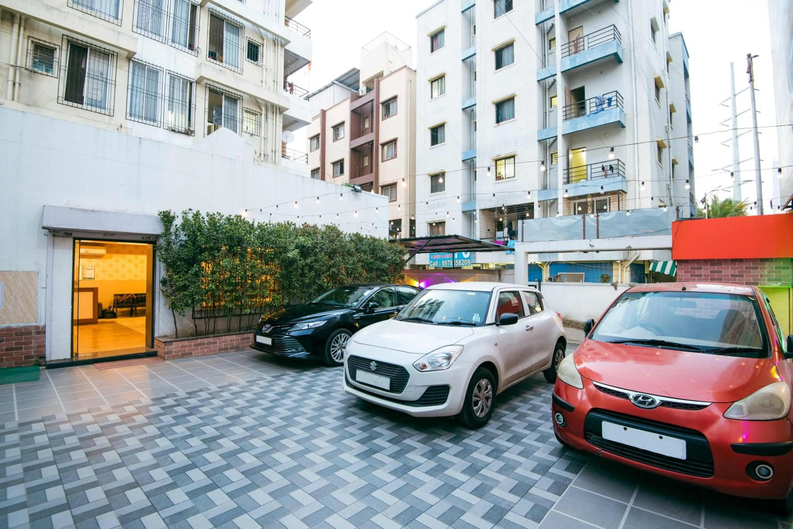 Parking in Treebo Empire Executive, Hinjewadi