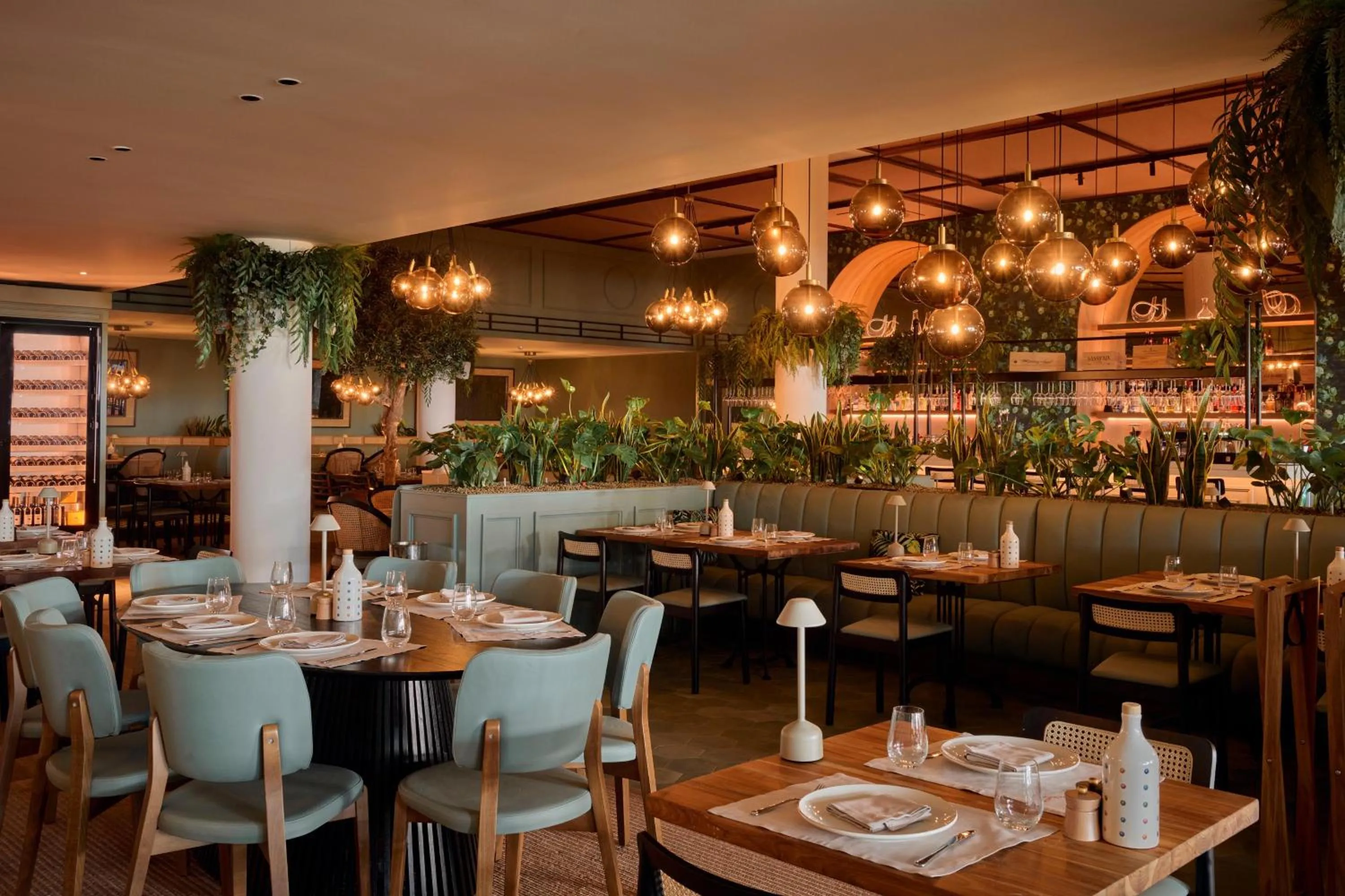 Restaurant/places to eat in METT Marbella Estepona