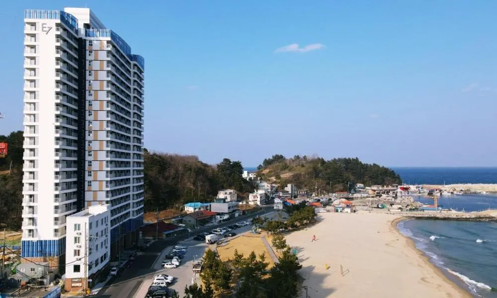 Sea view in E7 YANGYANG JUKDO