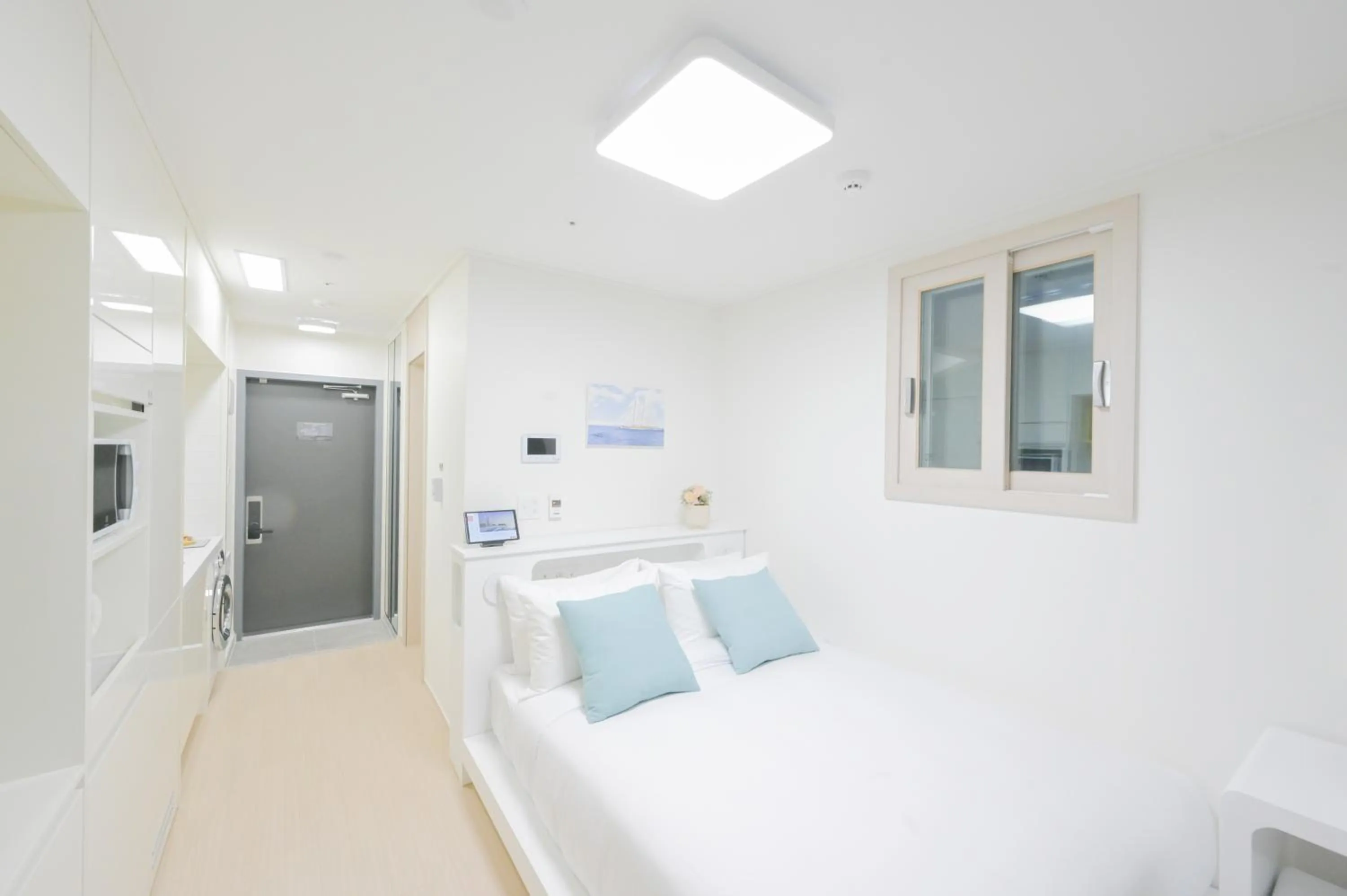 Bed in E7 YANGYANG JUKDO