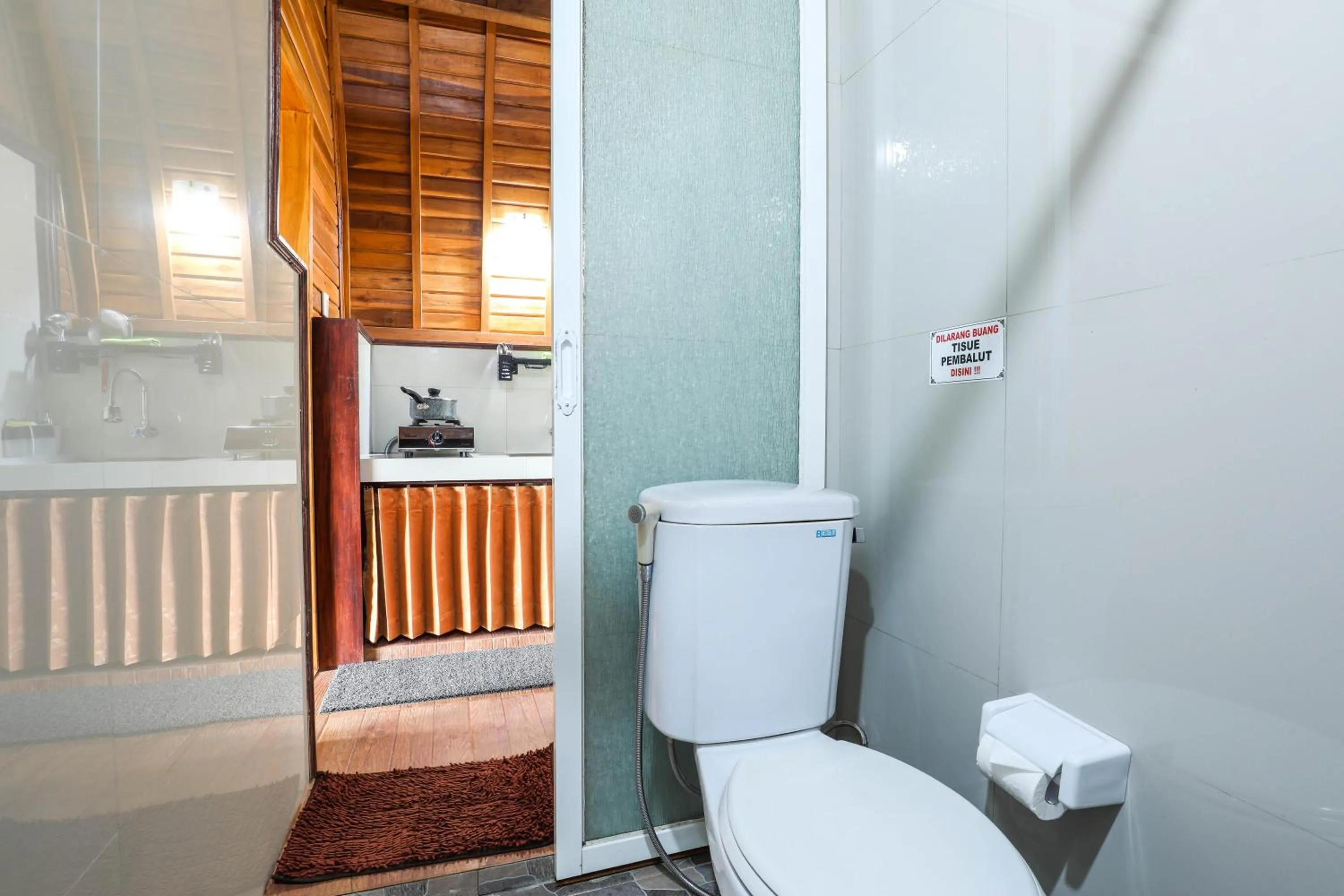 Bathroom in The Polumb Garden Bedugul