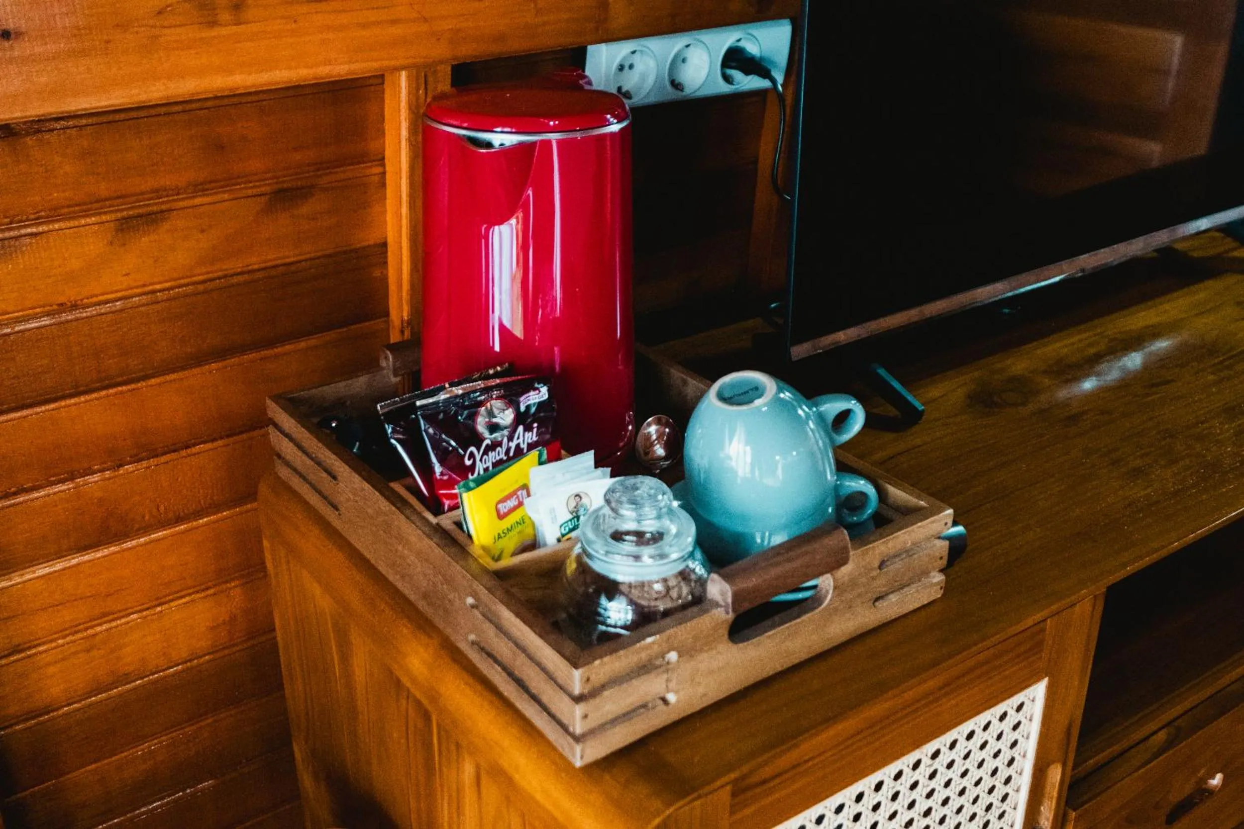 Coffee/tea facilities in The Polumb Garden Bedugul