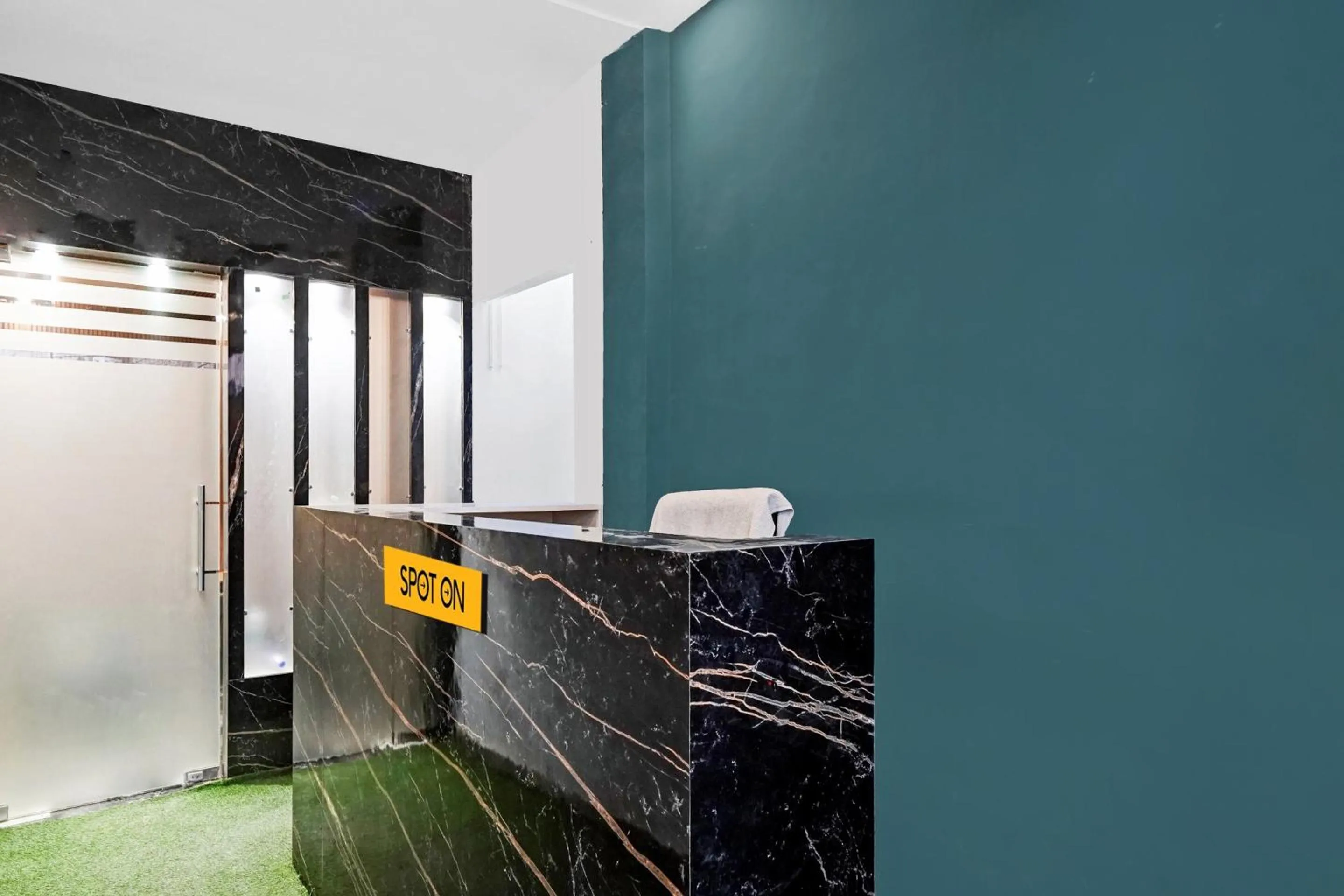 Lobby or reception in Spot On AK Residency